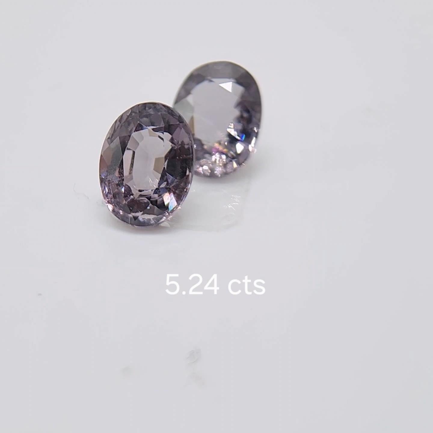PAIO DI SPINEL DIVERSI DI COLORE 5.24 carati. in vendita 4