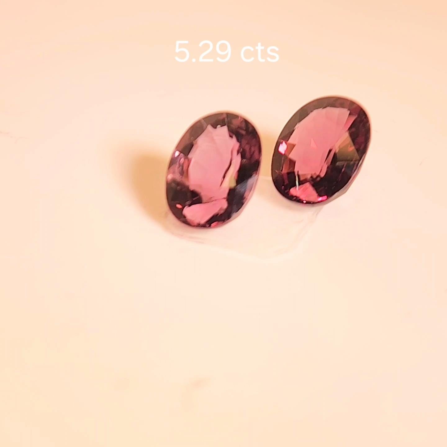 PAIO DI SPINEL DIVERSI DI COLORE 5.29 carati. in vendita 12