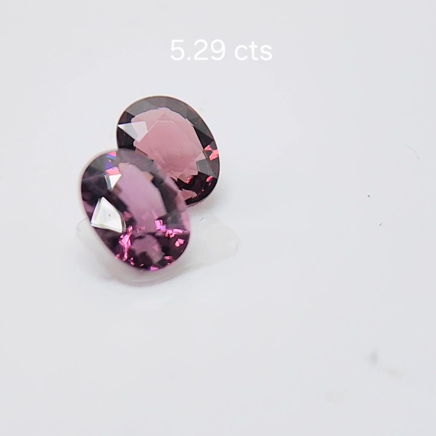 PAIO DI SPINEL DIVERSI DI COLORE 5.29 carati. in vendita 1