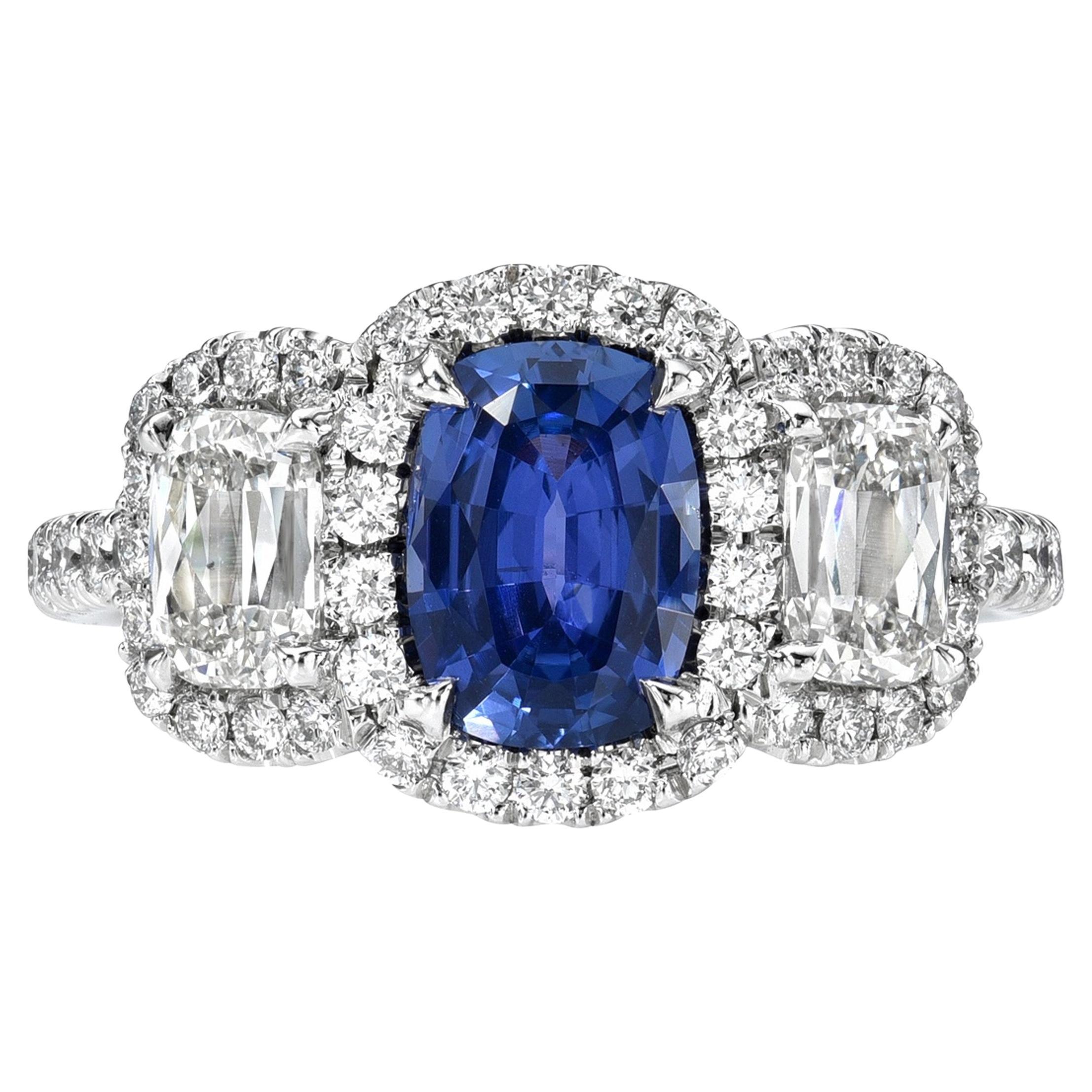 Anello con zaffiro di Birmania in platino e diamante a cuscino con cambio di colore - Regalo di lusso in vendita