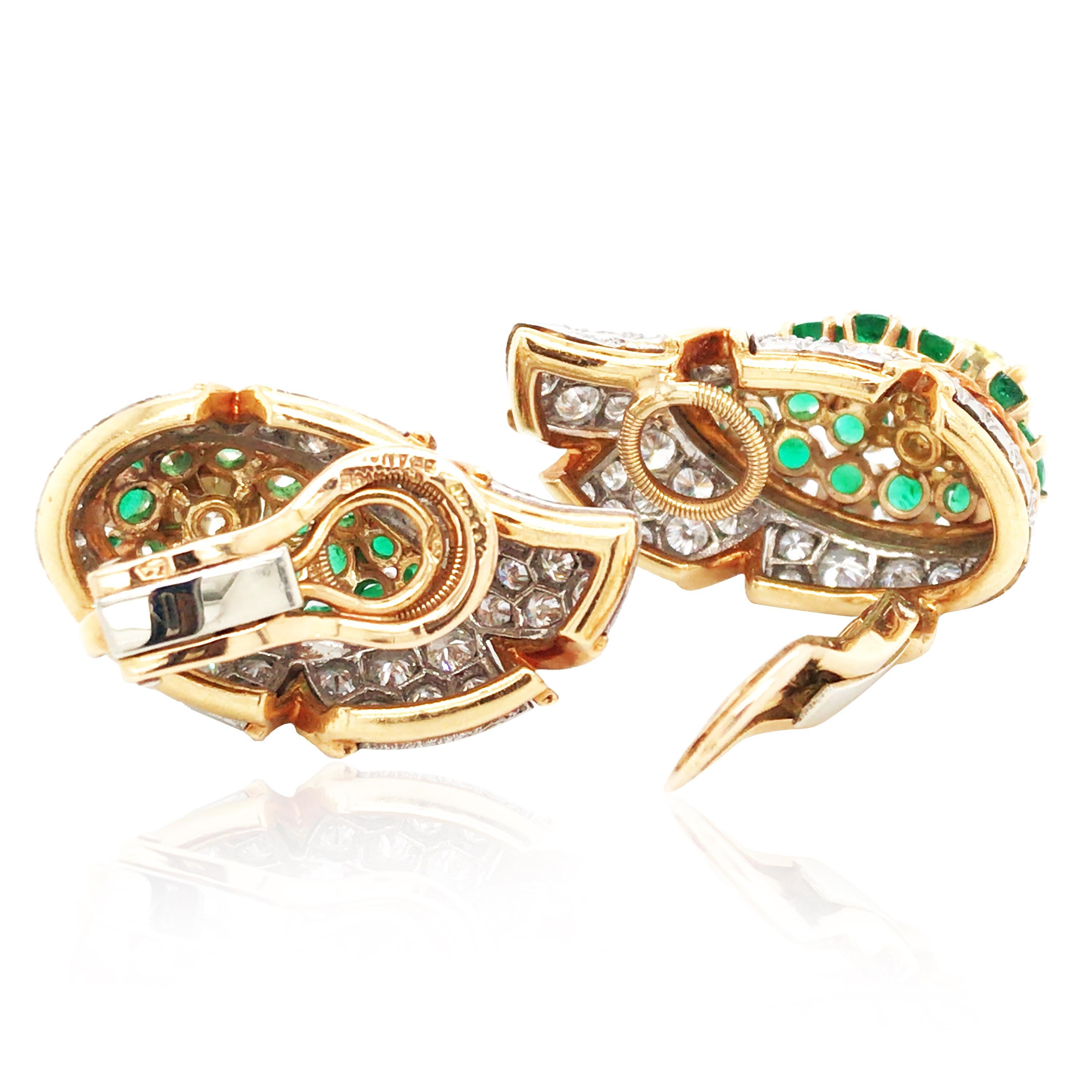 Color Diamond, Diamond Emerald Gold Earrings In Good Condition For Sale In New York, NY