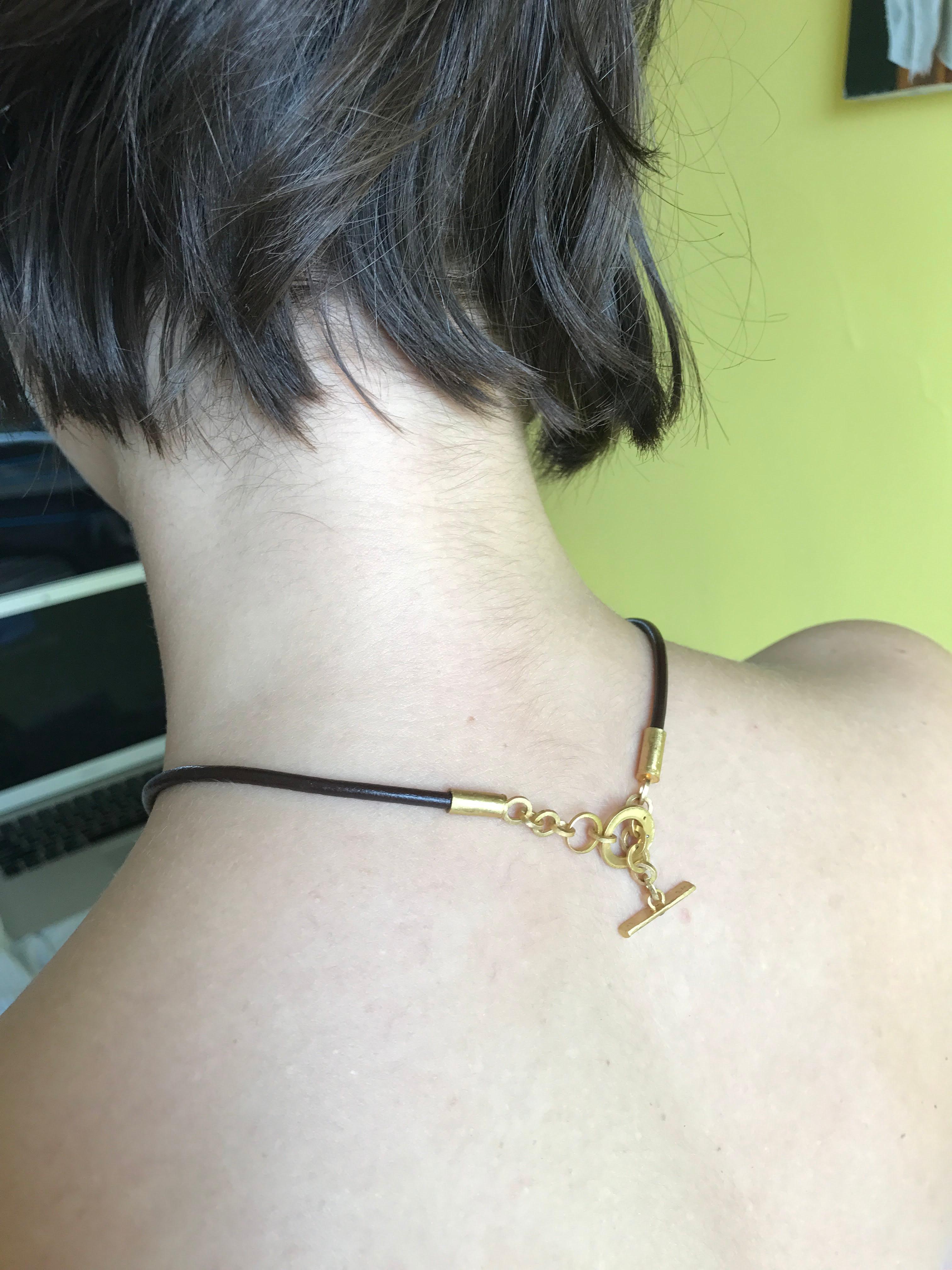 Color Diamonds 22-21 Karat Gold Handmade Pendant on Leather Choker Necklace For Sale 5