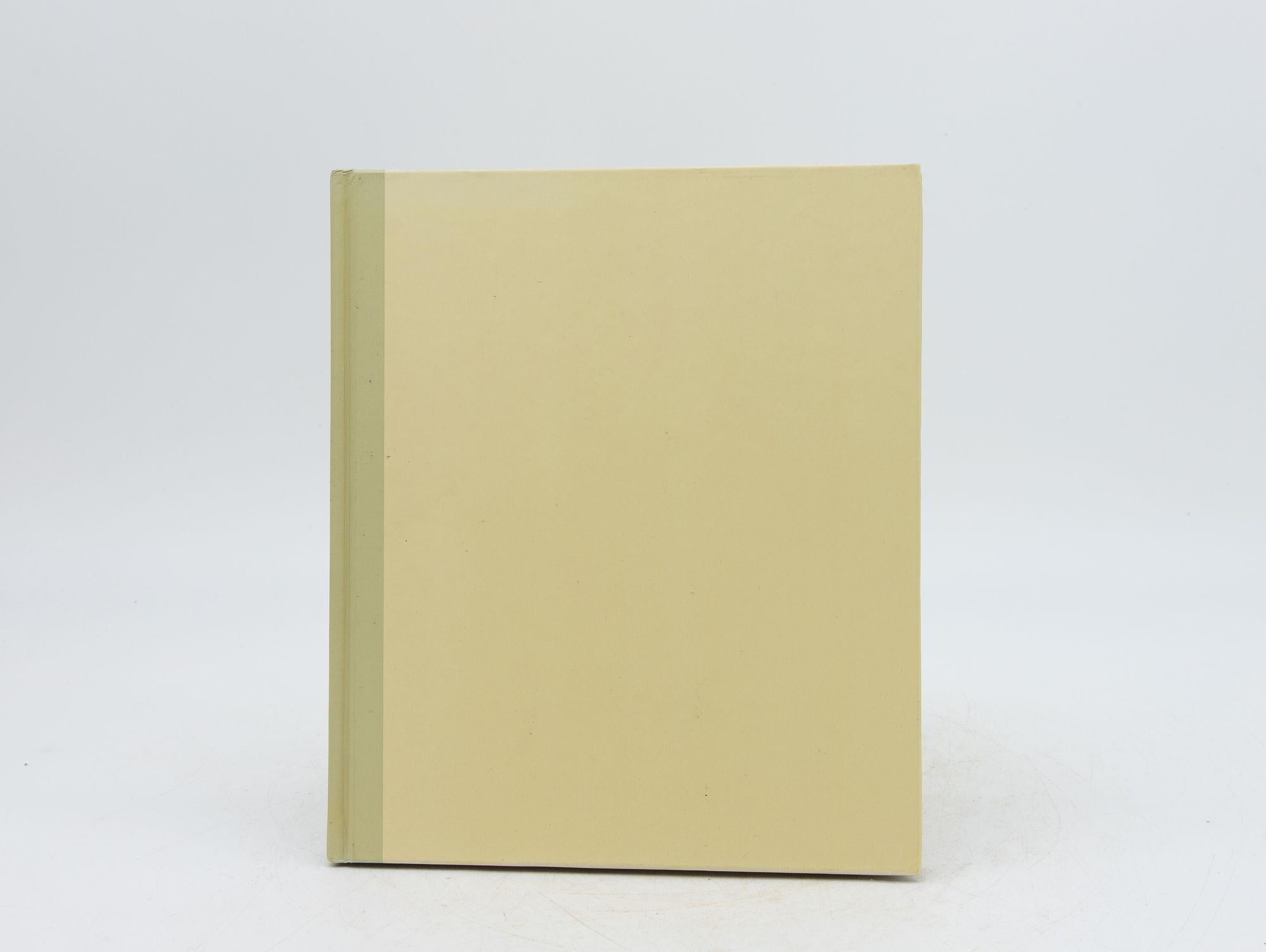 A celebration of color, this book reveals how the Donald Kaufman Color Collection transformed interior design in the late 20th century. Kaufman, a painter turned master colorist, was famed for pigments that captured subtle shifts of light and mood,