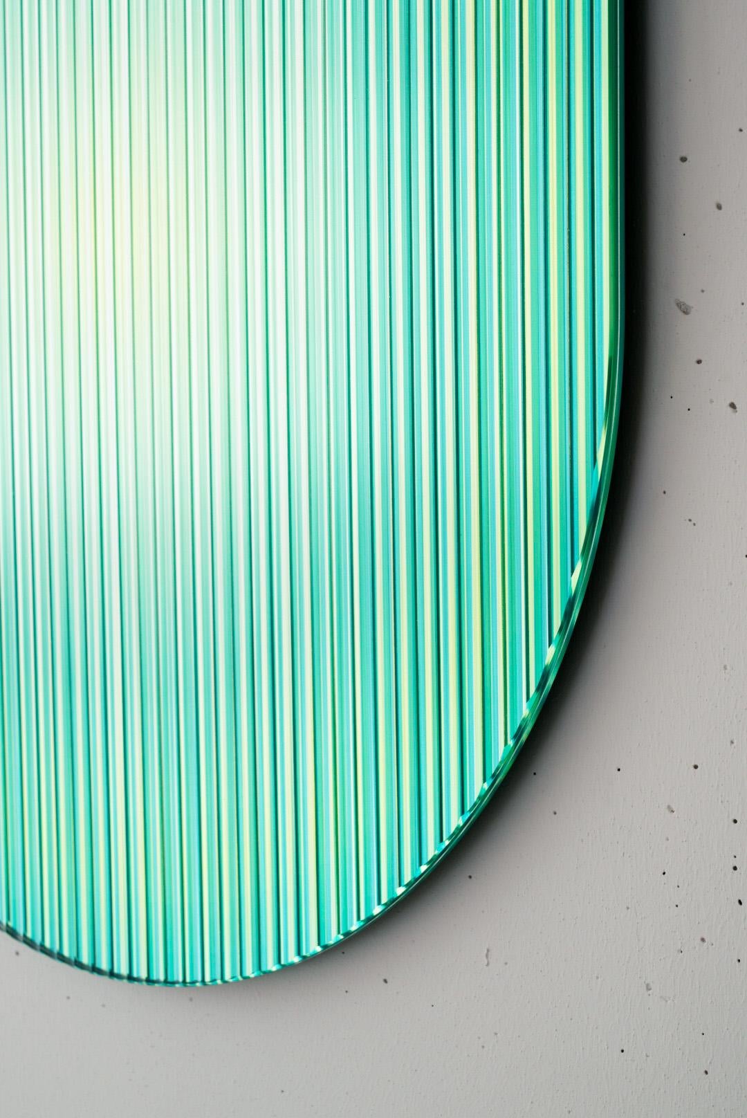 Autre Panneau d'art réfléchissant de couleur droite, émeraude trichroïque, de Rive Roshan en vente