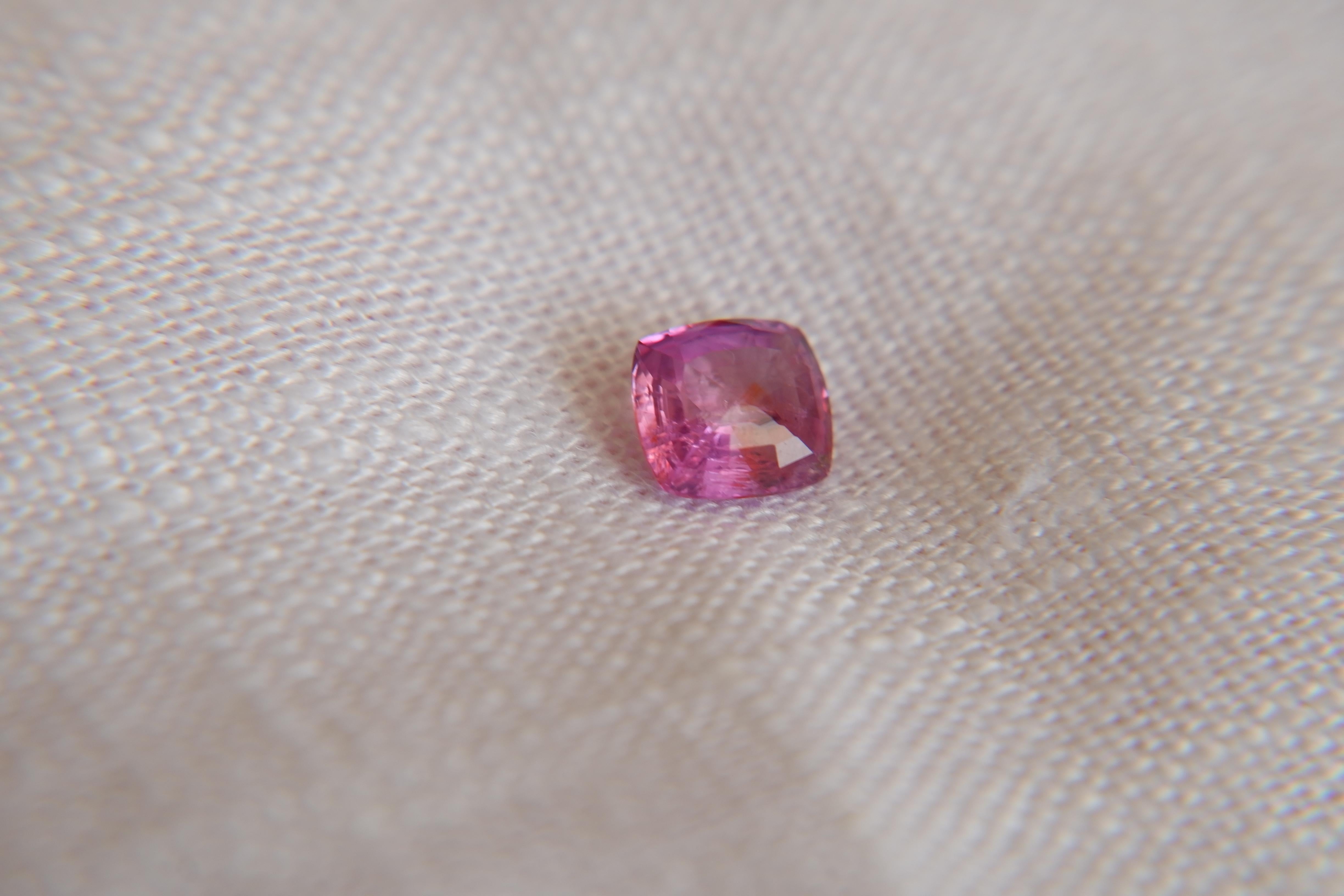 Colorchange Vivid Pink/Violet Sapphire, unheated For Sale 6