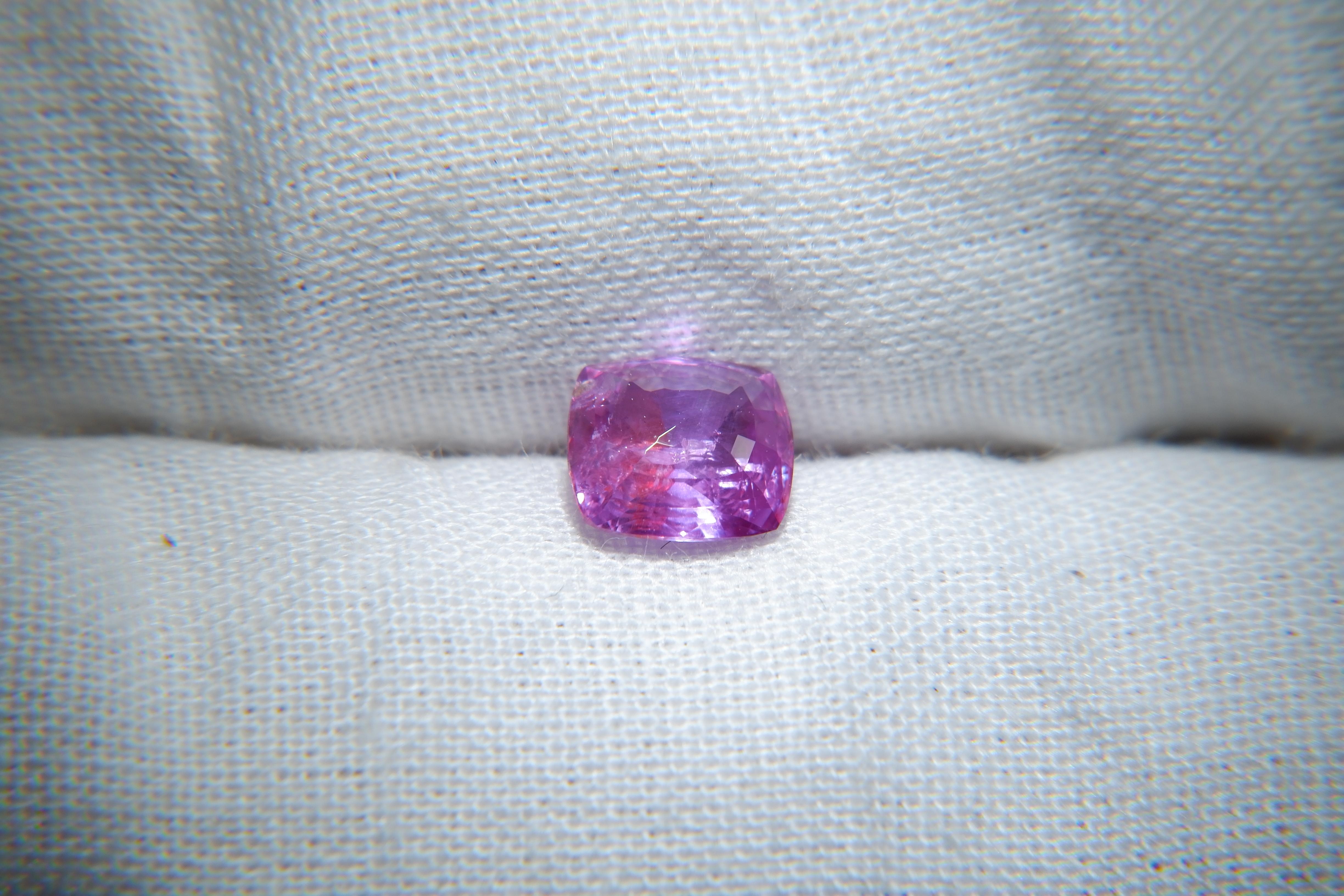 Colorchange Vivid Pink/Violet Sapphire, unheated For Sale 3