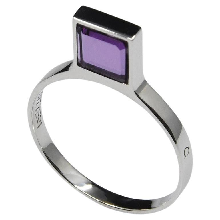 Colore Purple Ring with 1.1 Carat Amethyst on 2.20 gr 18K White Gold For Sale