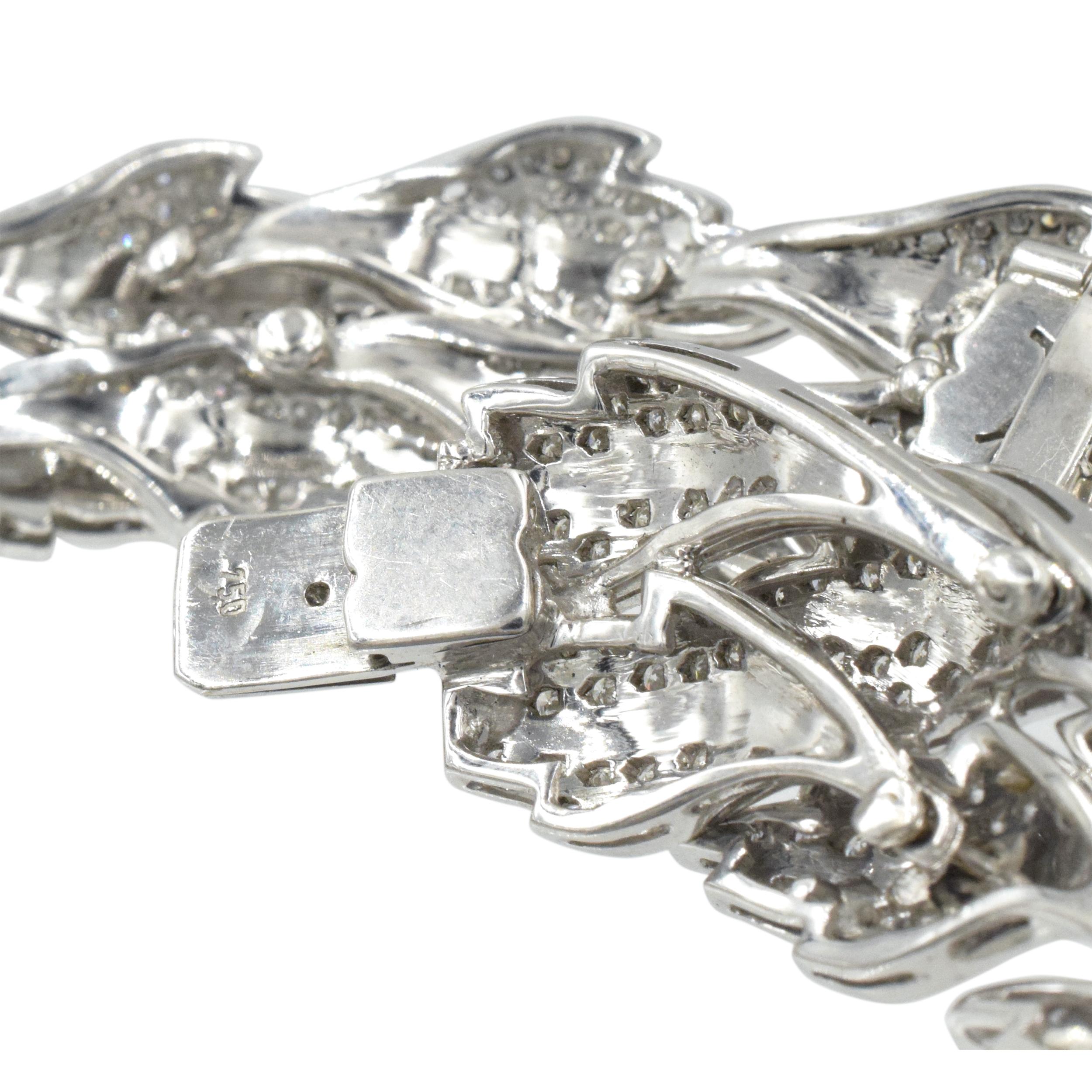 Collana di perle coltivate e diamanti colorati in vendita 3