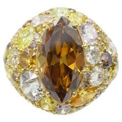 farbiger Diamant- und Gelbgold-Ring