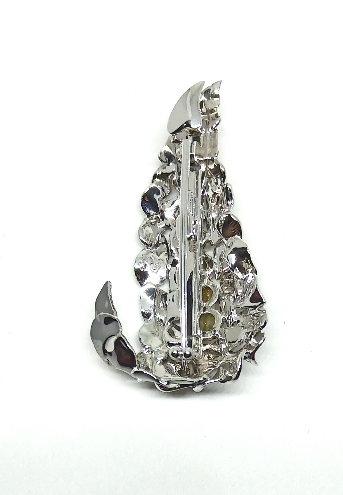 Women's or Men's  Beware! People will Stare with One of a kind Colored Diamond Brooch For Sale