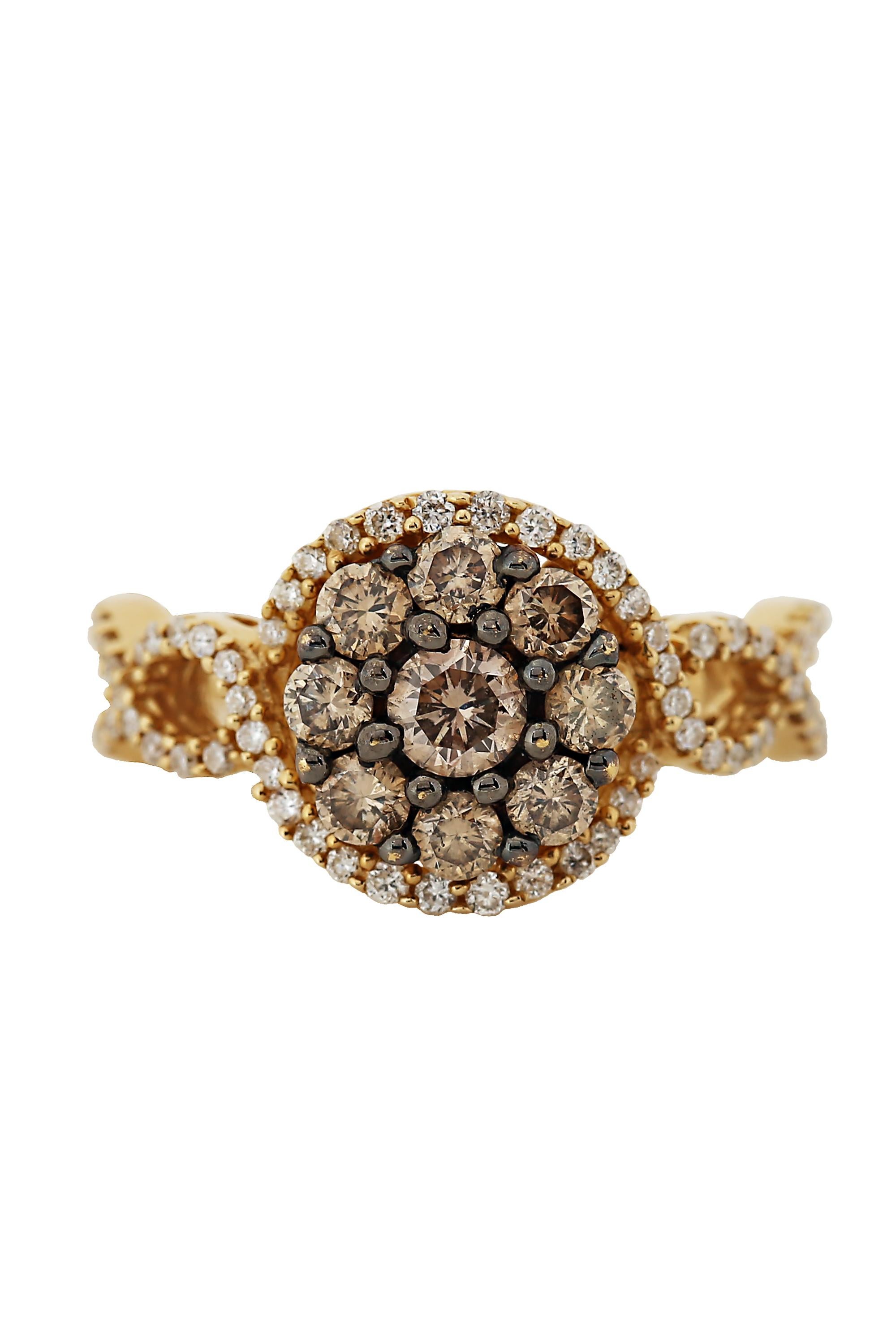 Colored Diamond Cluster Ring In Excellent Condition For Sale In beverly hills, CA