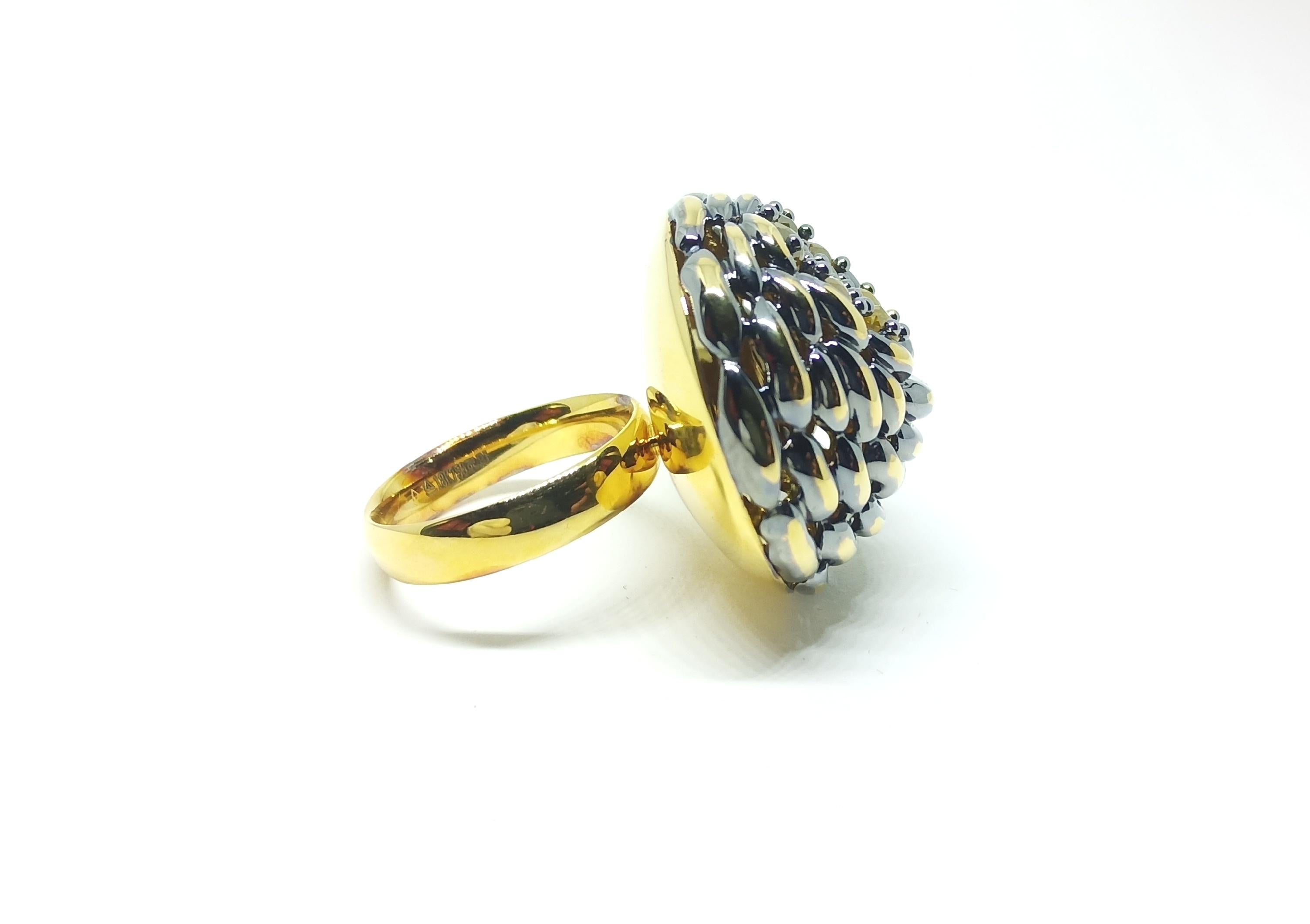 Women's Your Nerves won’t Budge Ever with One of a Kind Colored Diamond Cocktail Ring For Sale