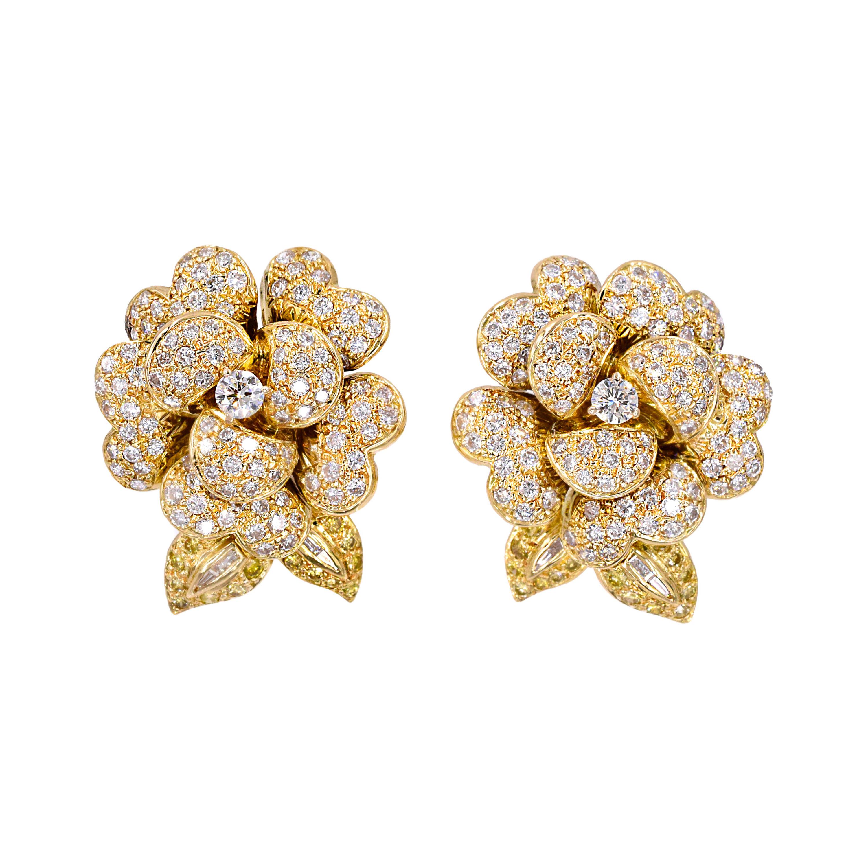 Pendientes de diamantes de colores