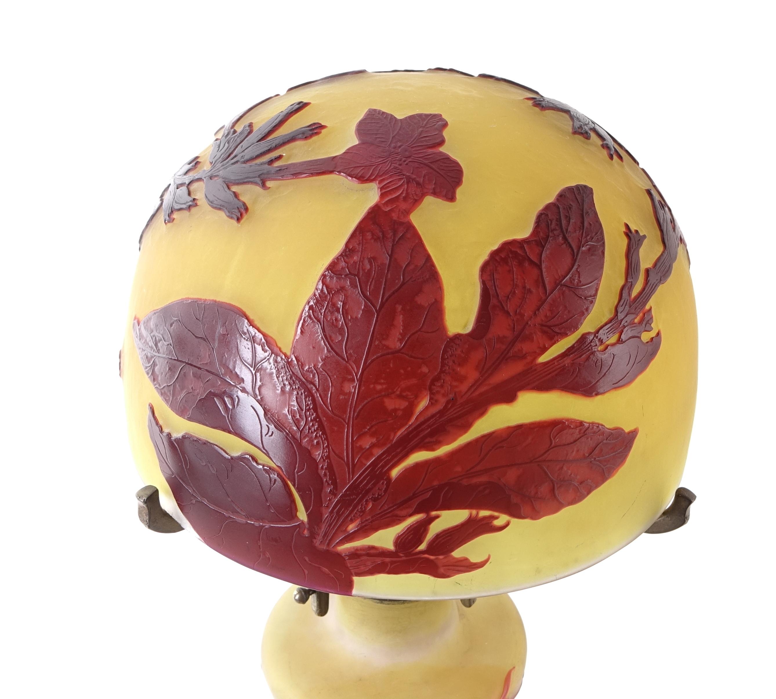 Lampe en verre coloré signée Emilé Gallé Liberty Art Nouveau, originale années 1900 7