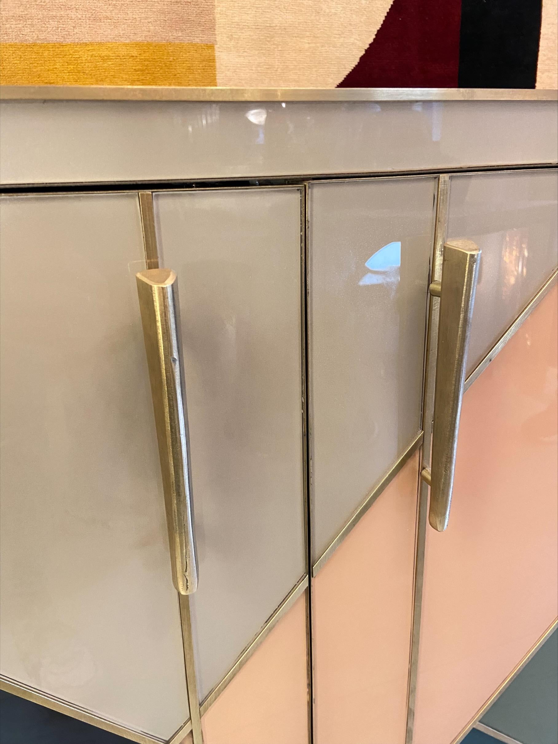 Colored Glass Sideboard, Northern Italy, Circa 1970 In Good Condition In Saint ouen, FR