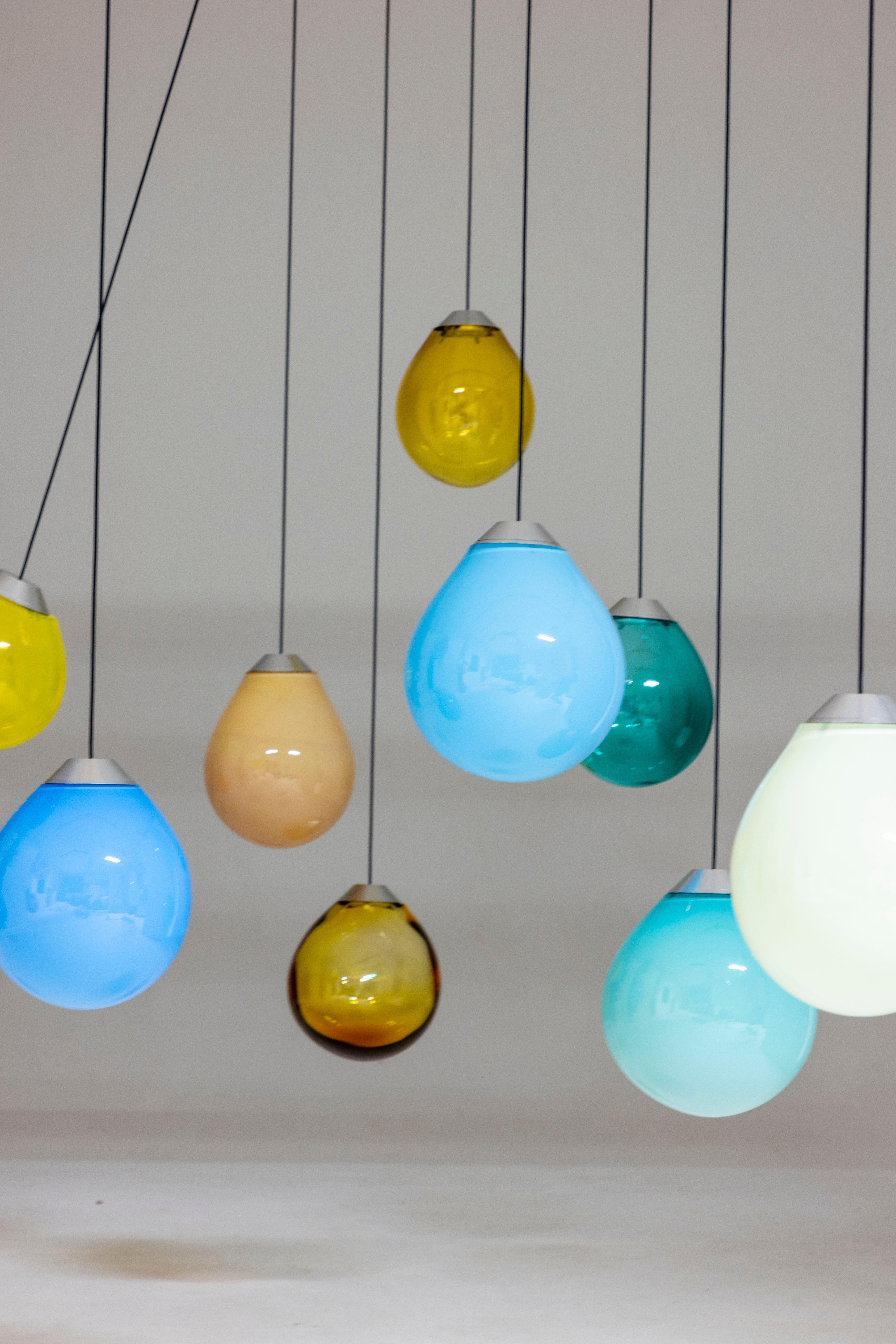 Néerlandais Lampes à suspension Triple Momentum en verre soufflé coloré d'Alex de Witte en vente