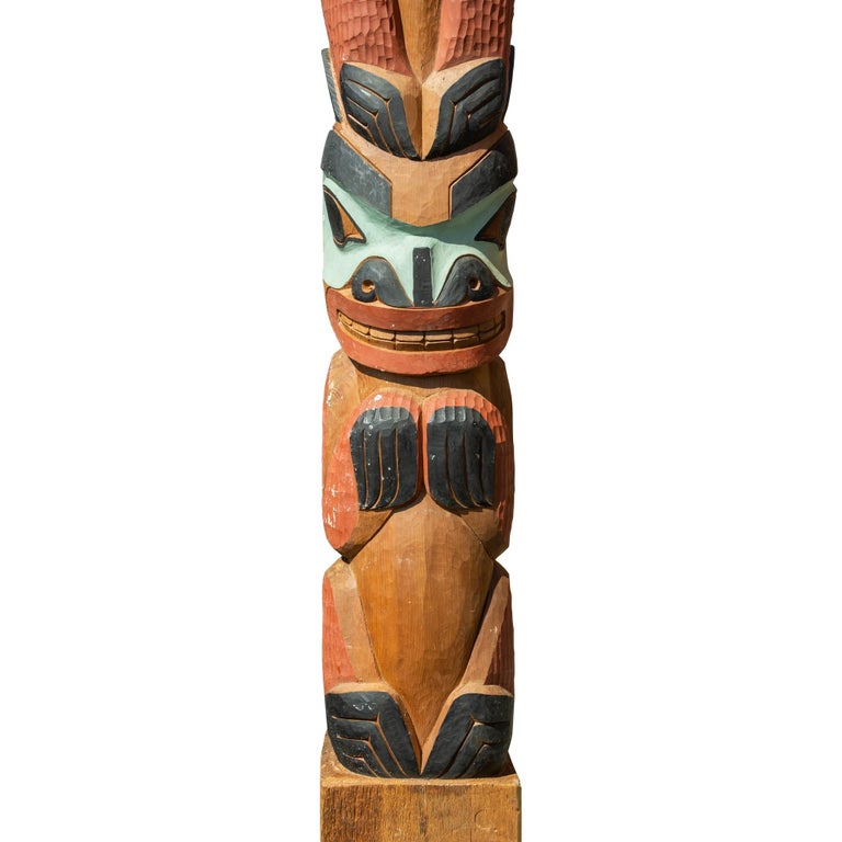 Native American Monumental Totem by Master Carver Leo Jacobs For Sale