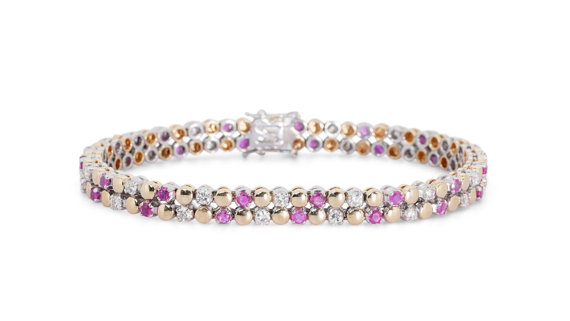 Colorful 18K White Gold Bracelet w/ 2.7 ct Ruby and Natural Diamonds IGI Cert In Excellent Condition For Sale In רמת גן, IL