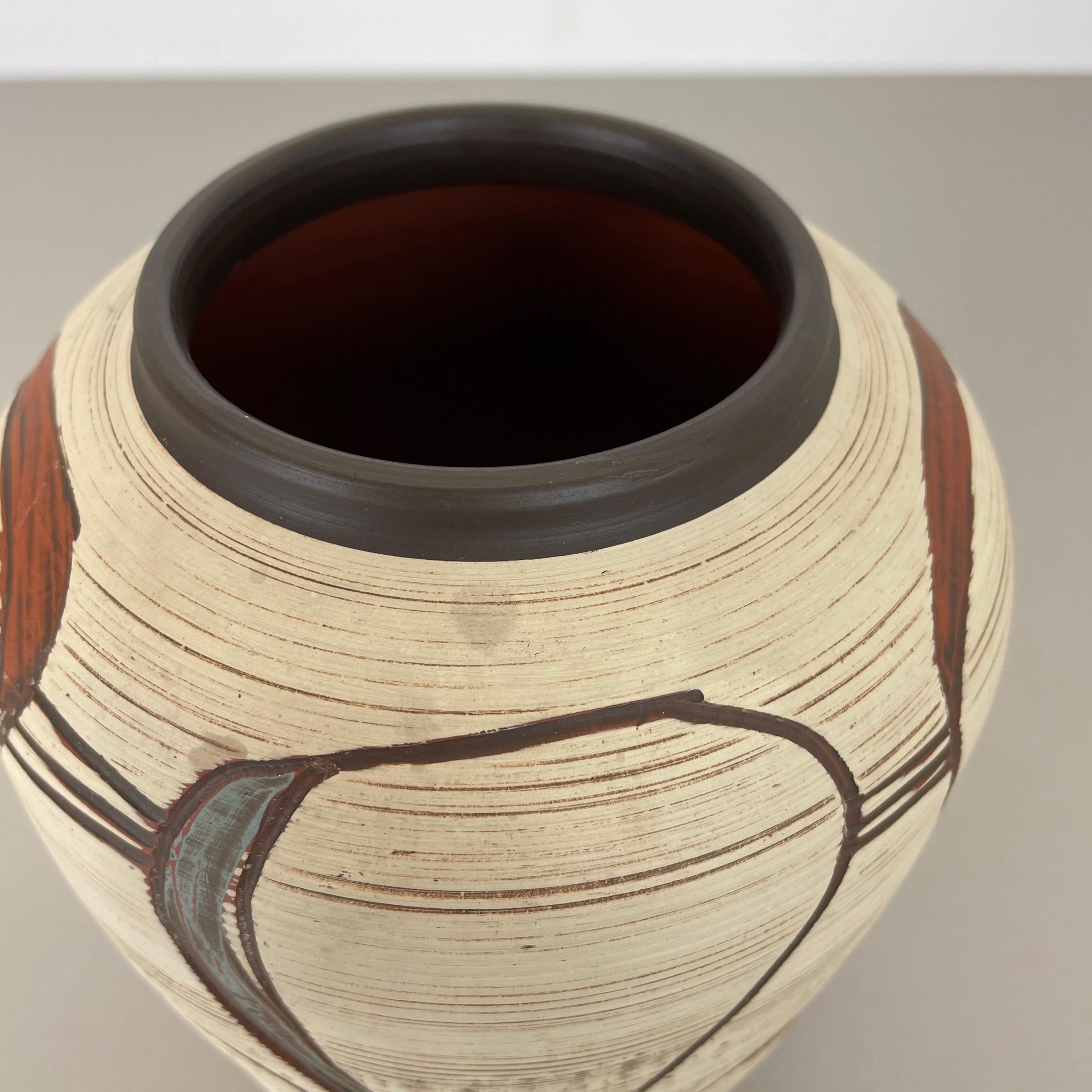 Vase abstrait coloré en céramique par Sawa Ceramic Franz Schwaderlapp, Allemagne années 1950 en vente 3