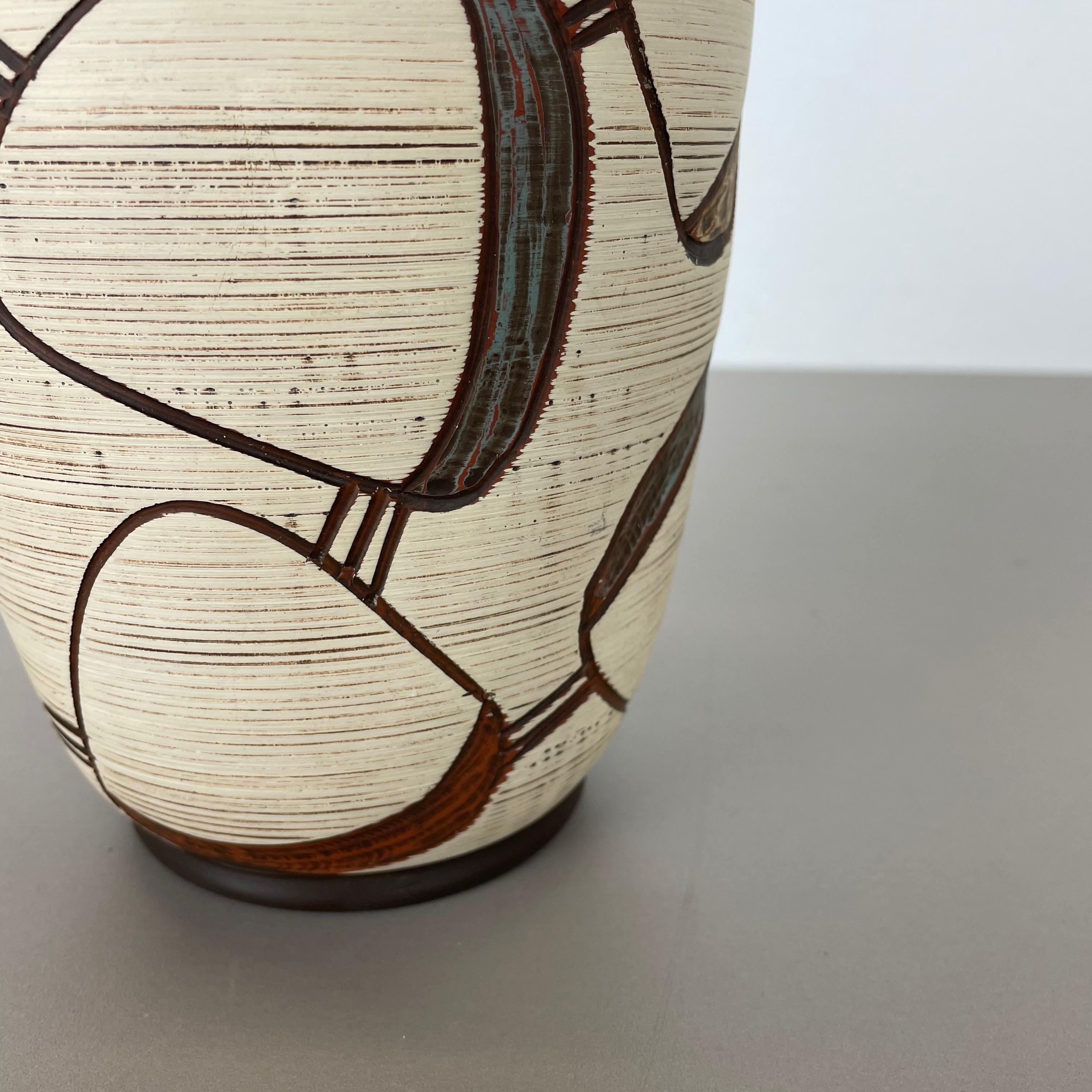 Allemand Vase abstrait coloré en céramique par Sawa Ceramic Franz Schwaderlapp, Allemagne années 1950 en vente
