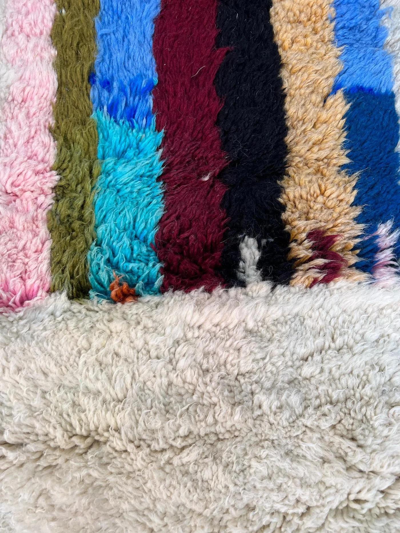 Bunter Abstrakter Moderner Marokkanischer Wollteppich Beni M'Rirt im Zustand „Neu“ im Angebot in Los Angeles, CA