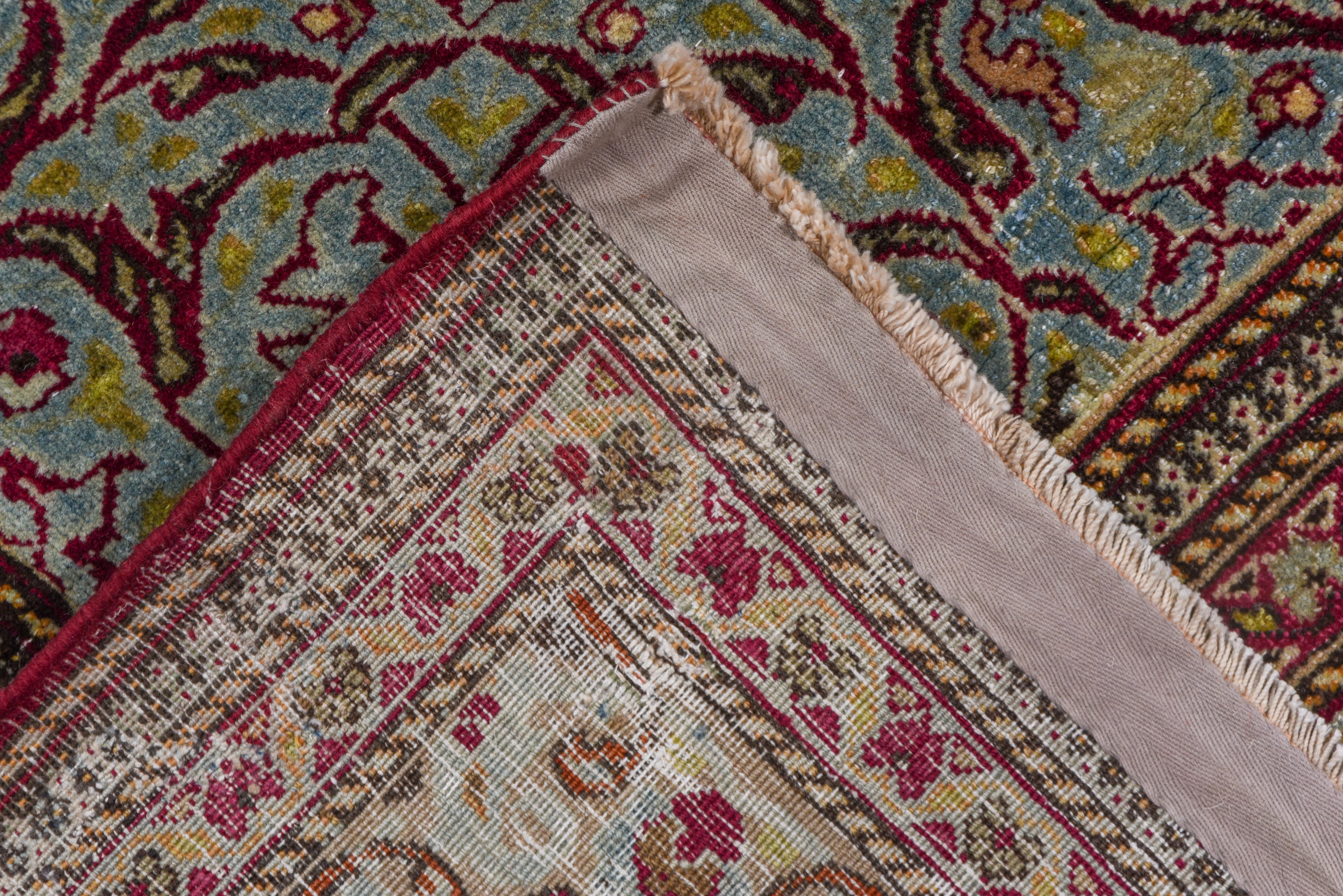 Bunter antiker persischer Kerman-Teppich, Medaillon in der Mitte, reichhaltige Farben (Wolle) im Angebot