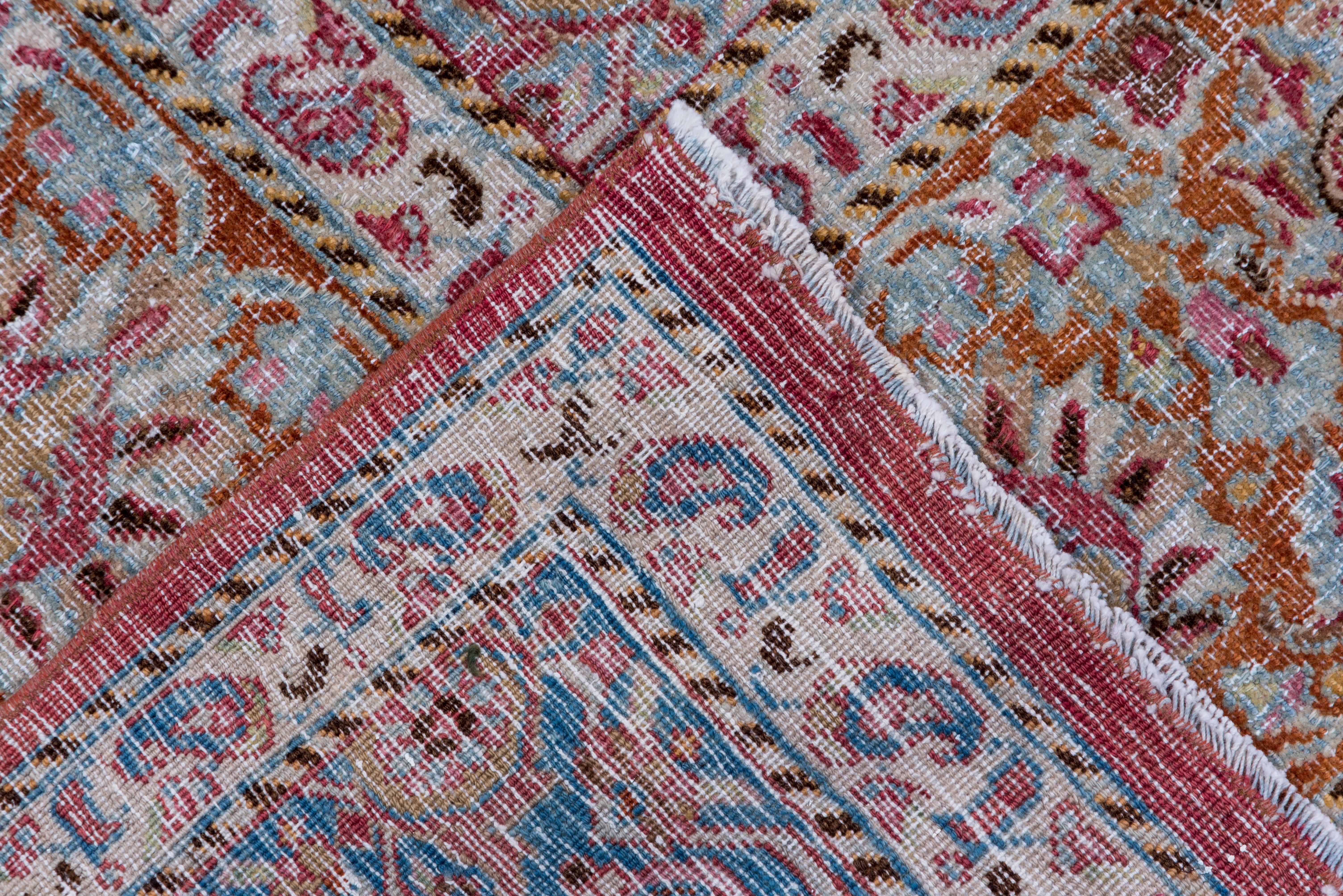 Lana Tappeto antico persiano Khorassan colorato, con accenti viola, blu e ruggine, circa 1930 in vendita