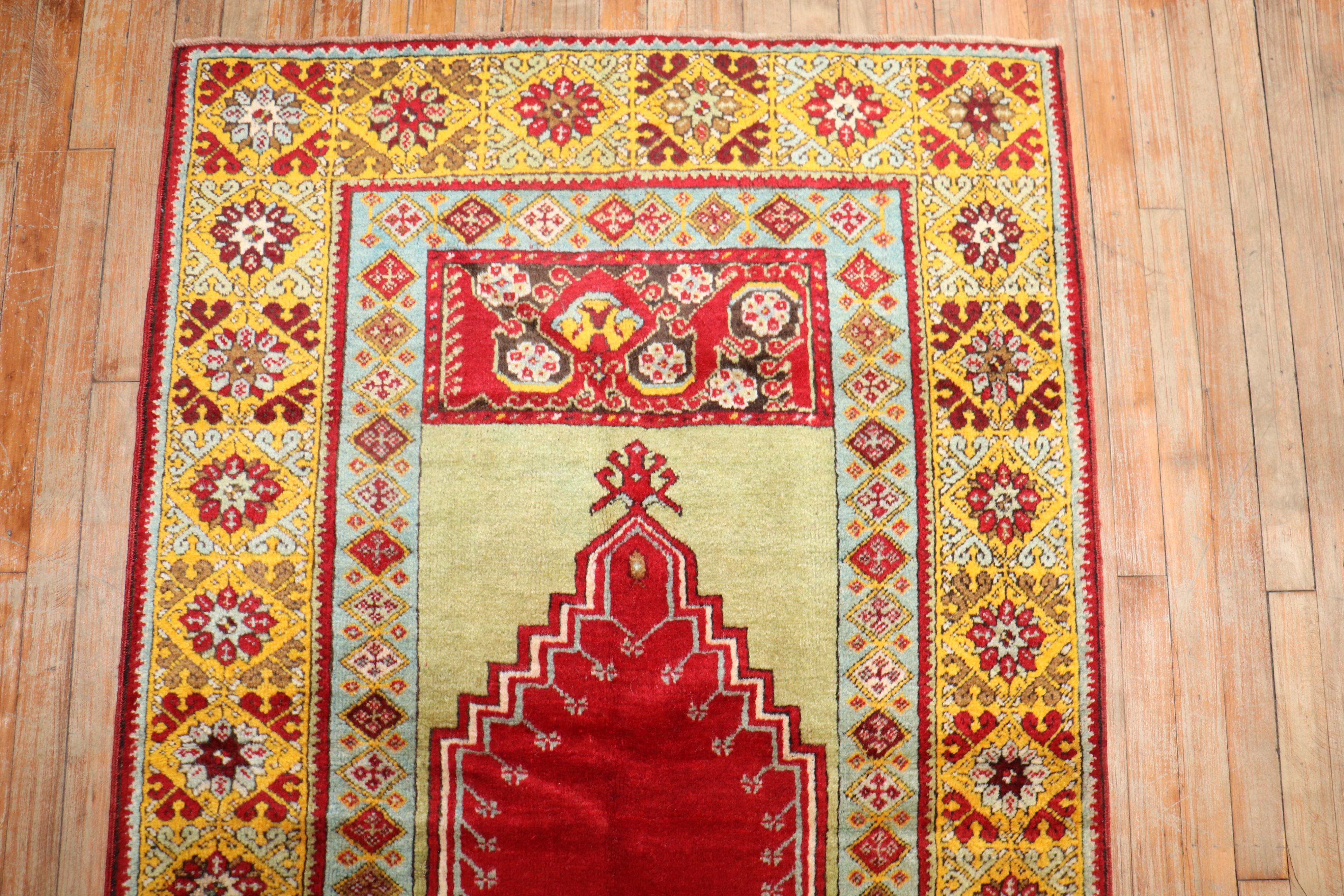Laine Tapis de prière turc ancien et coloré Oushak en vente