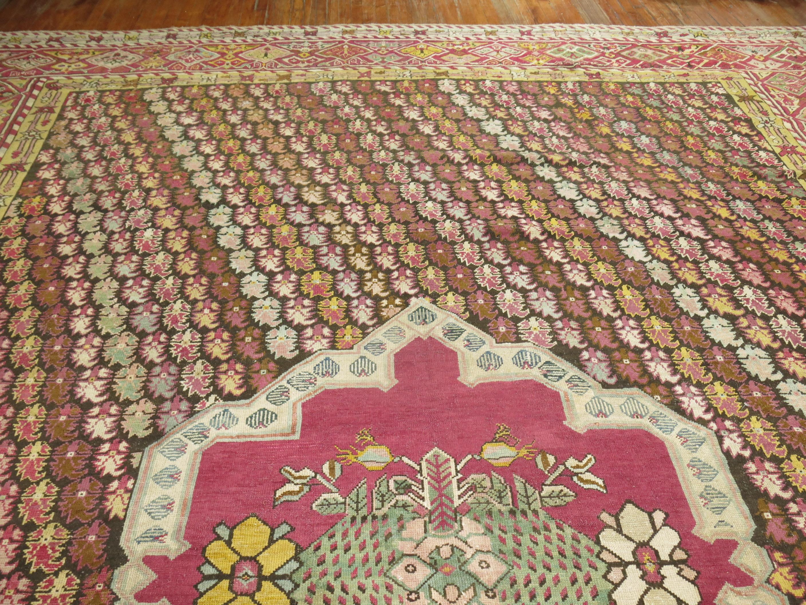 Buntfarbener antiker türkischer Teppich aus Ghiordes Village im Angebot 3