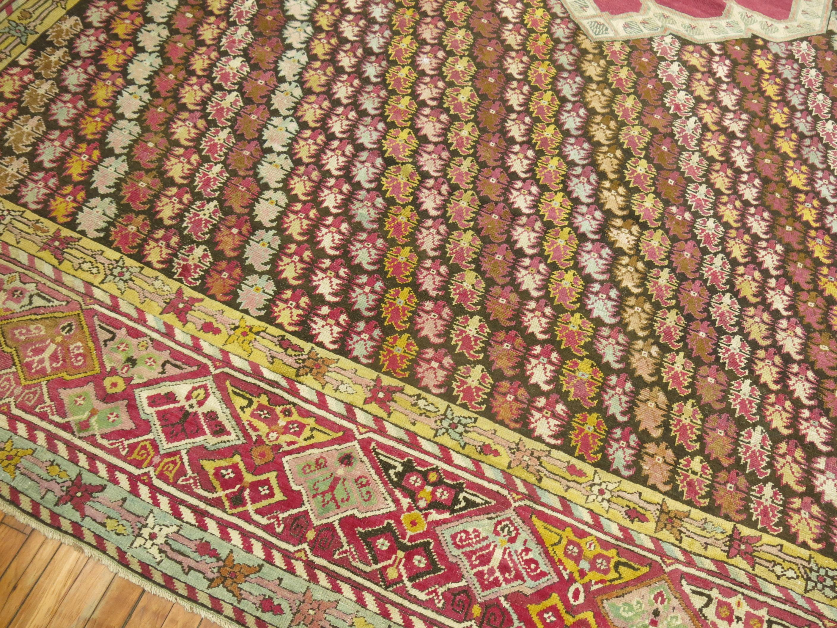 Colorful Antique Turkish Rug from Ghiordes Village For Sale 8