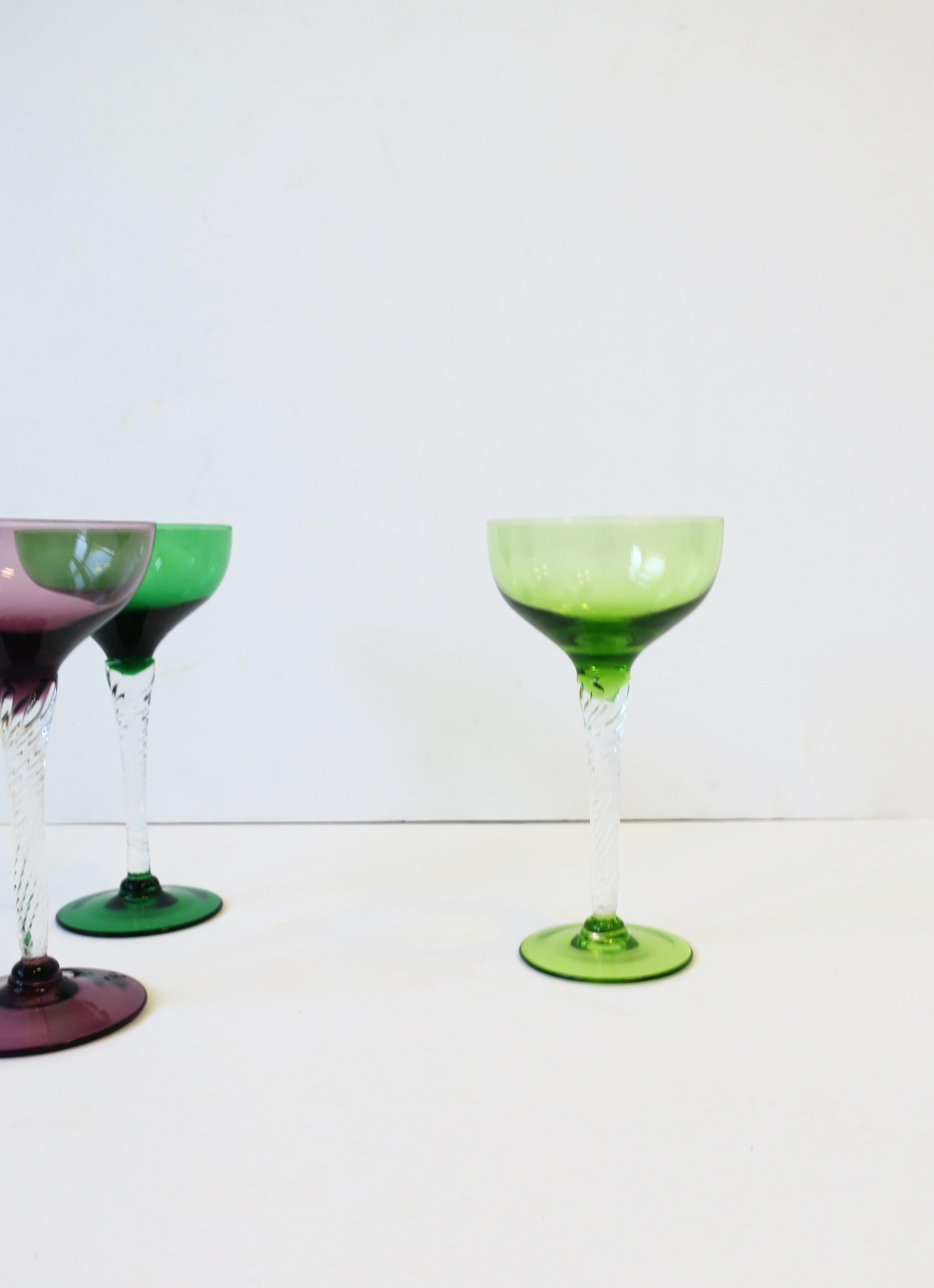Cocktail- oder Champagner-Coupe-Gläser, 3er-Set im Angebot 3