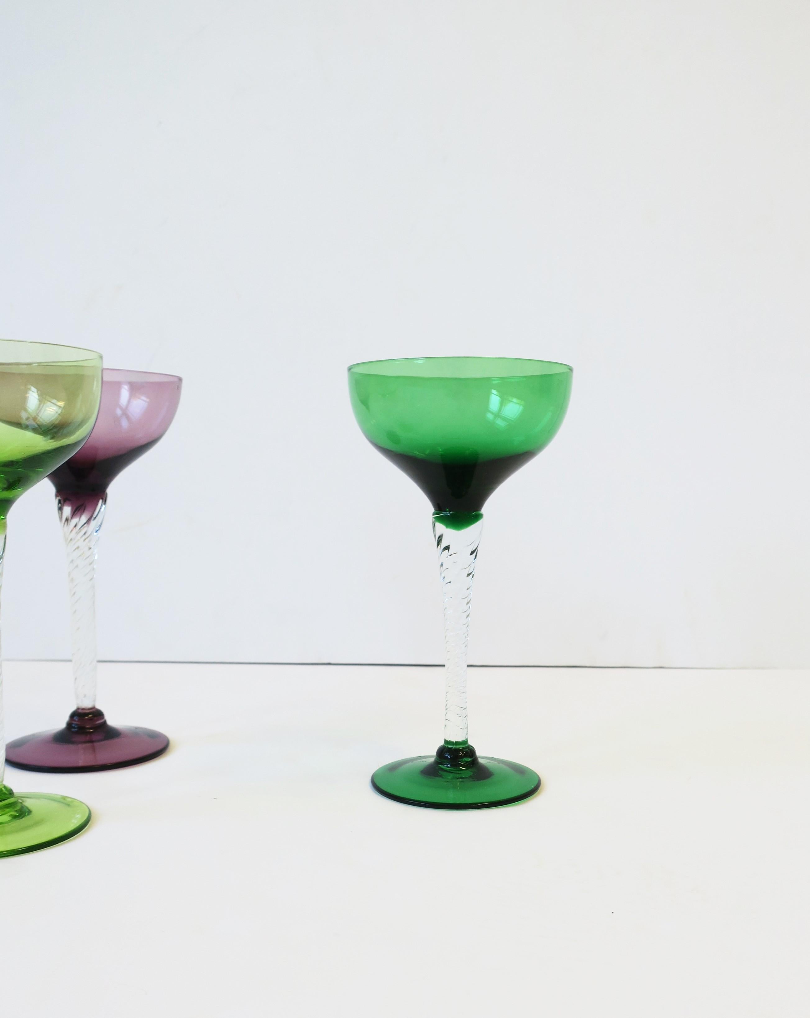 Cocktail- oder Champagner-Coupe-Gläser, 3er-Set im Angebot 4