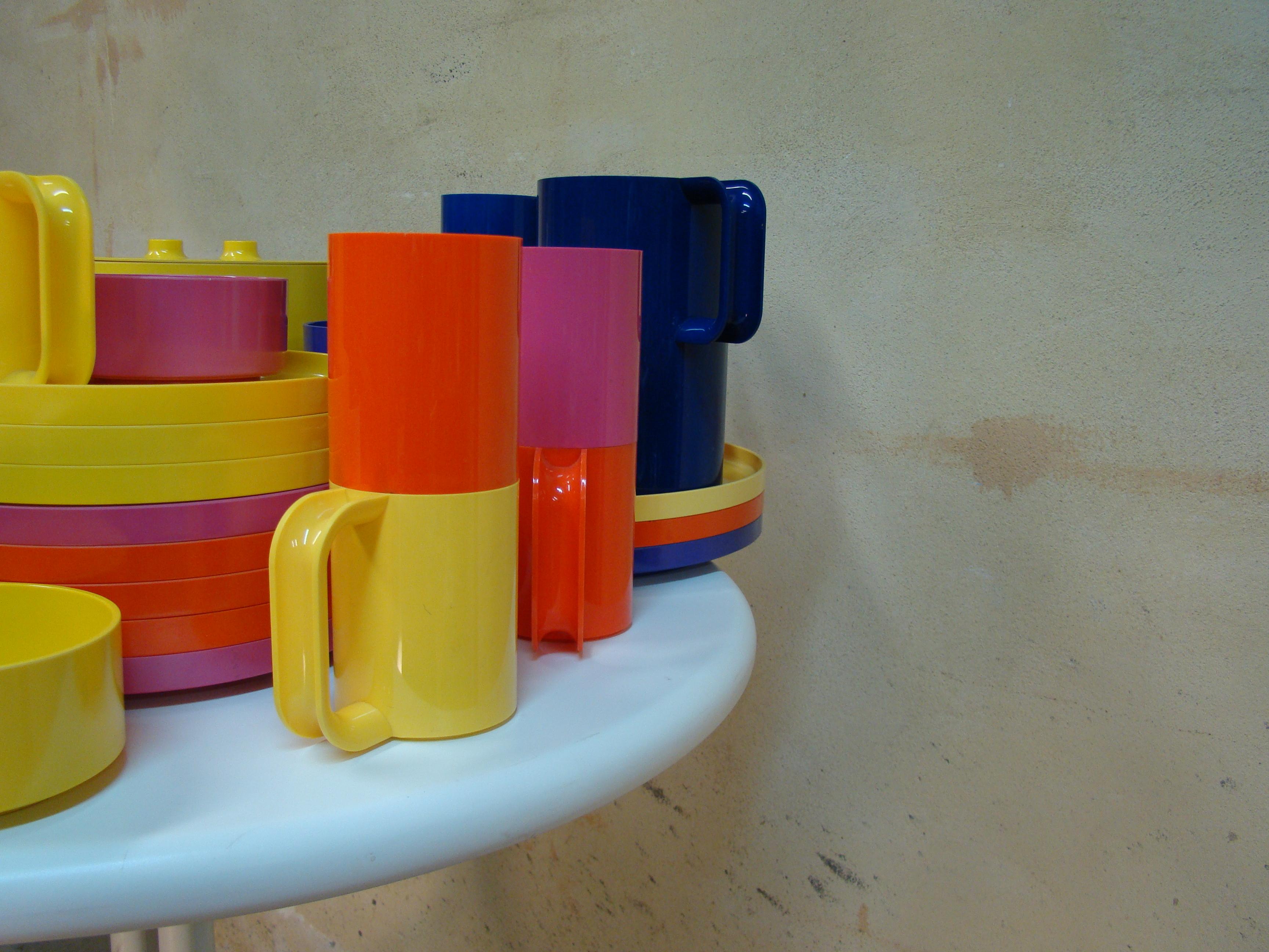 Colorful Assortment of Dinnerware by Massimo Vignelli for Heller Design 1