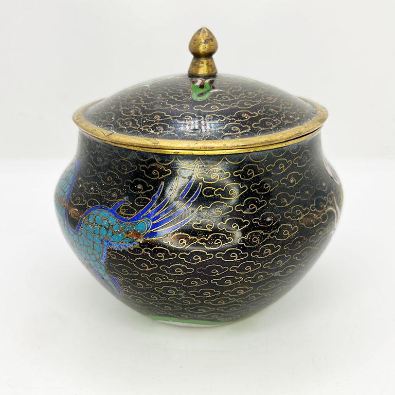 Cinese Vaso Cloisonné nero colorato con coperchio - Tarda dinastia Qing in vendita