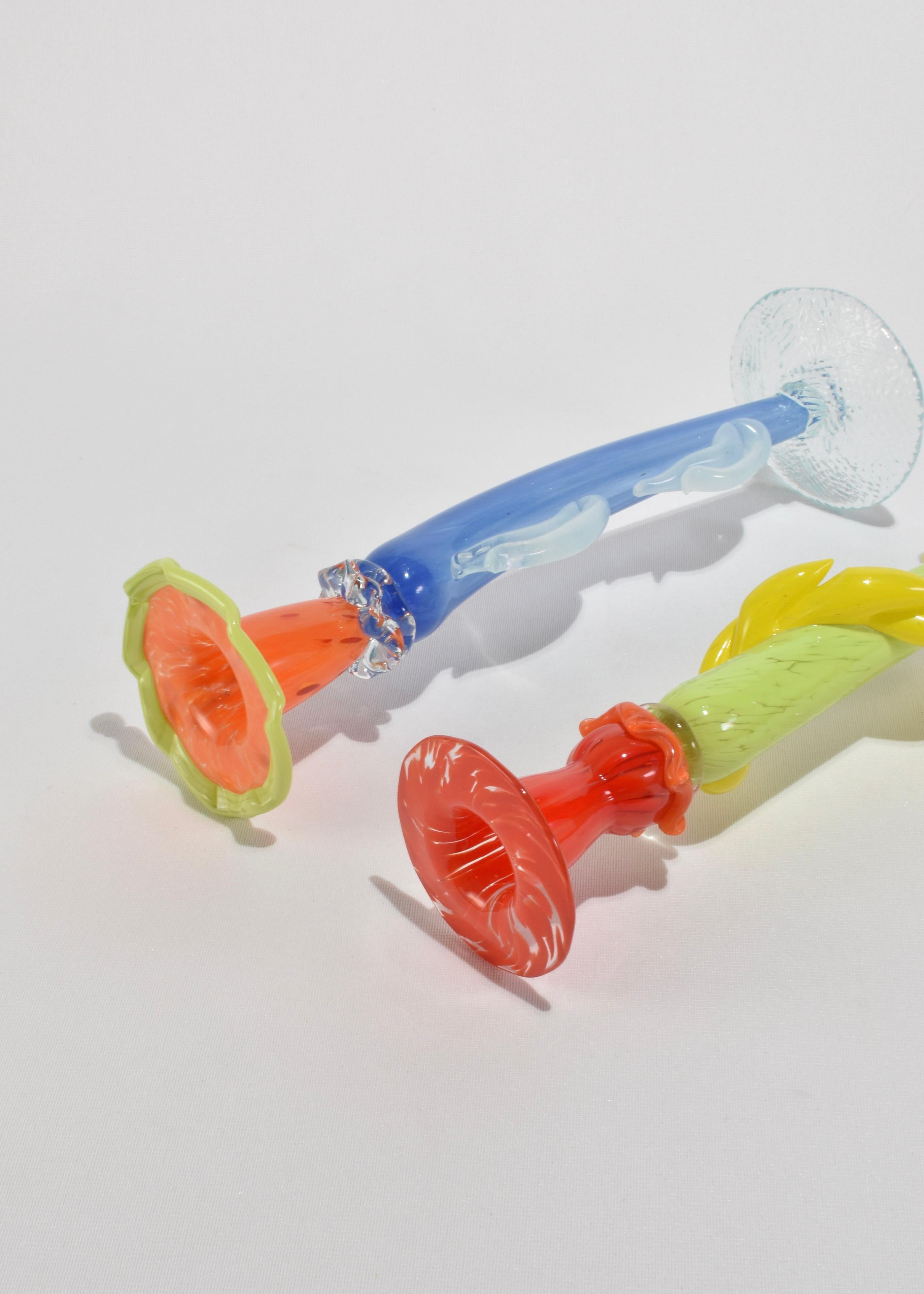 Bunte mundgeblasene Glas-Kerzenhalter (20. Jahrhundert) im Angebot