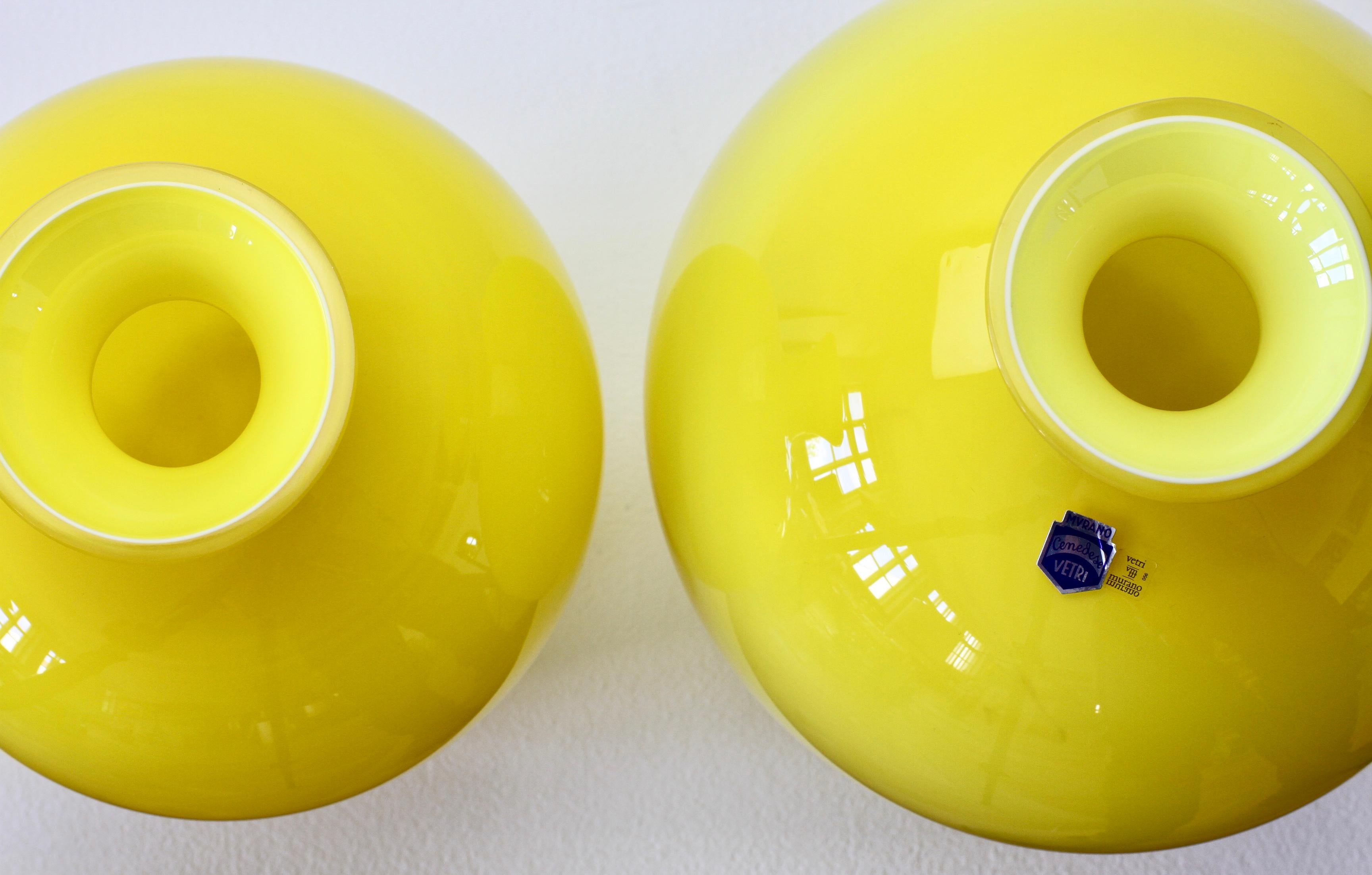 Buntes Cenedese Paar gelbe Vasen aus italienischem Murano-Glas, ca. 1990er Jahre im Angebot 3