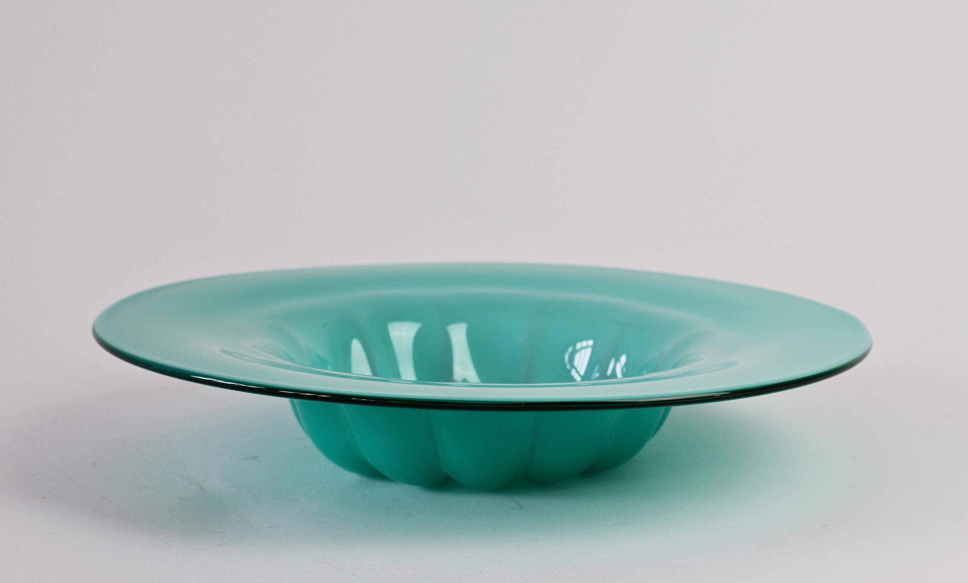 Blown Glass Colorful Cenedese Turquoise Green Vintage Italian Murano Glass Bowl or Dish For Sale