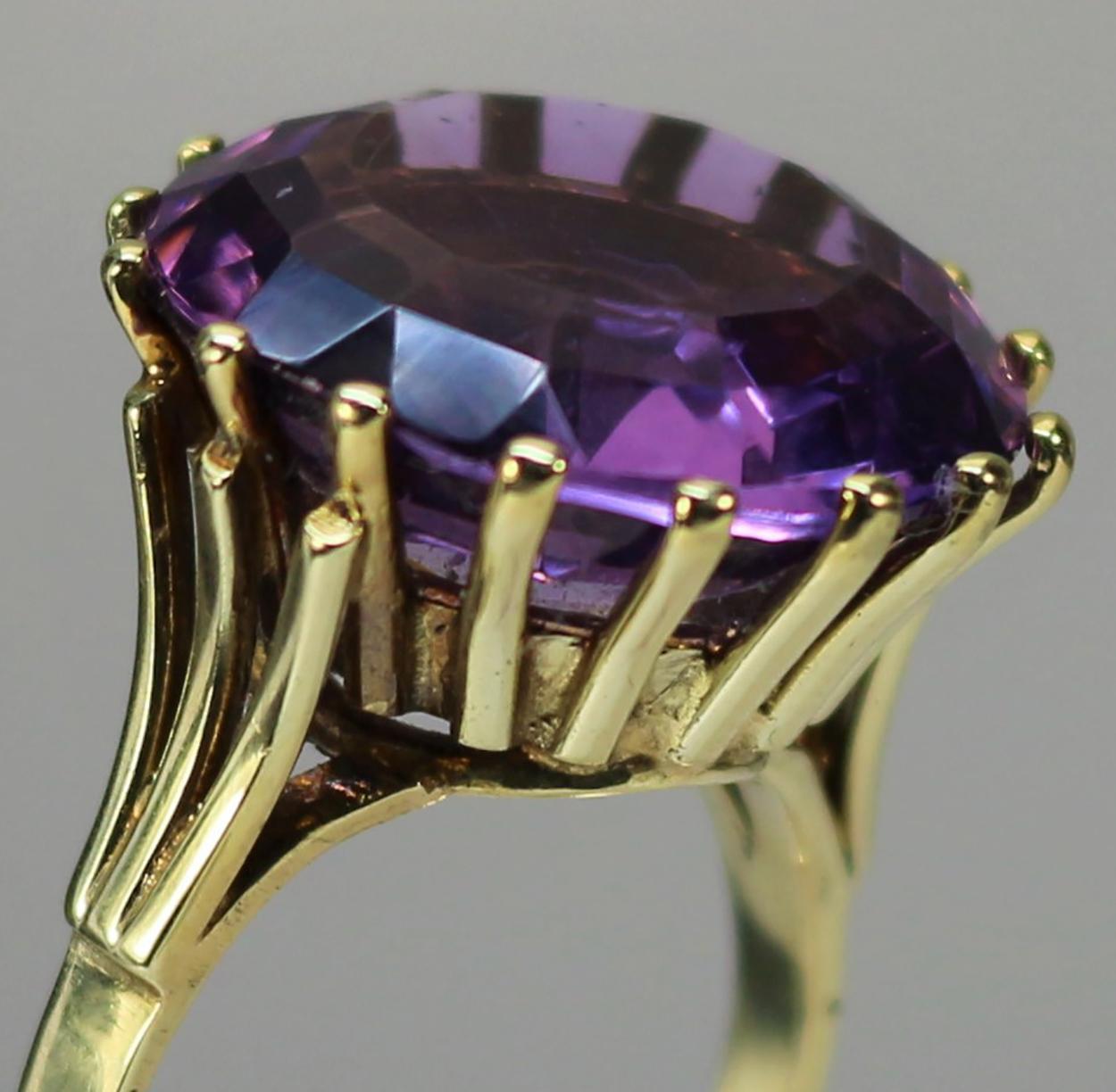 Bunte Cocktail-Ring 585 Gold Amethyst im Zustand „Gut“ im Angebot in rijssen, NL