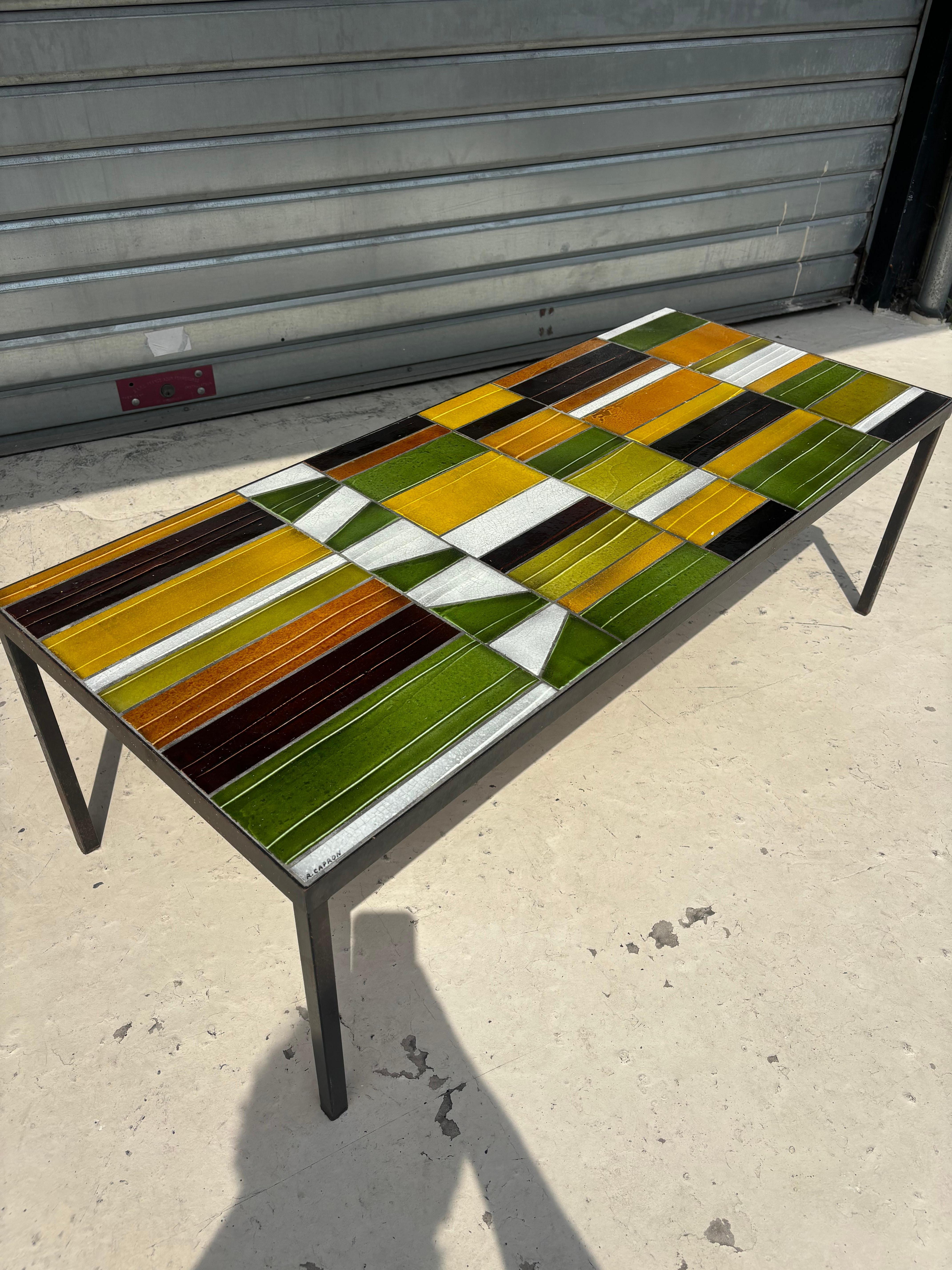 Mesa de centro colorida de Roger Capron en venta 2