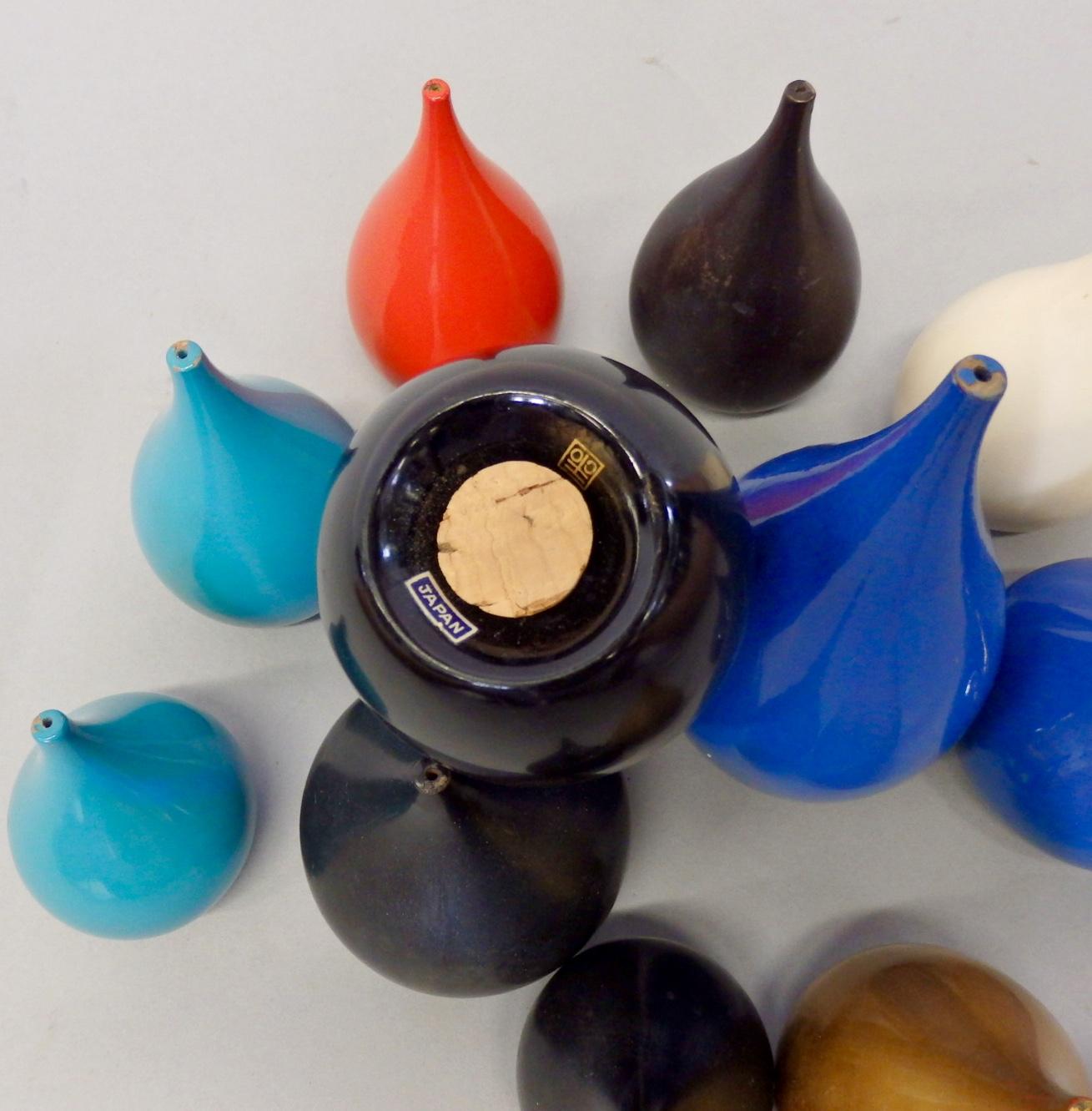 Colorful Collection of Japanese Lacquered Salt and Pepper Shakers In Good Condition In Ferndale, MI