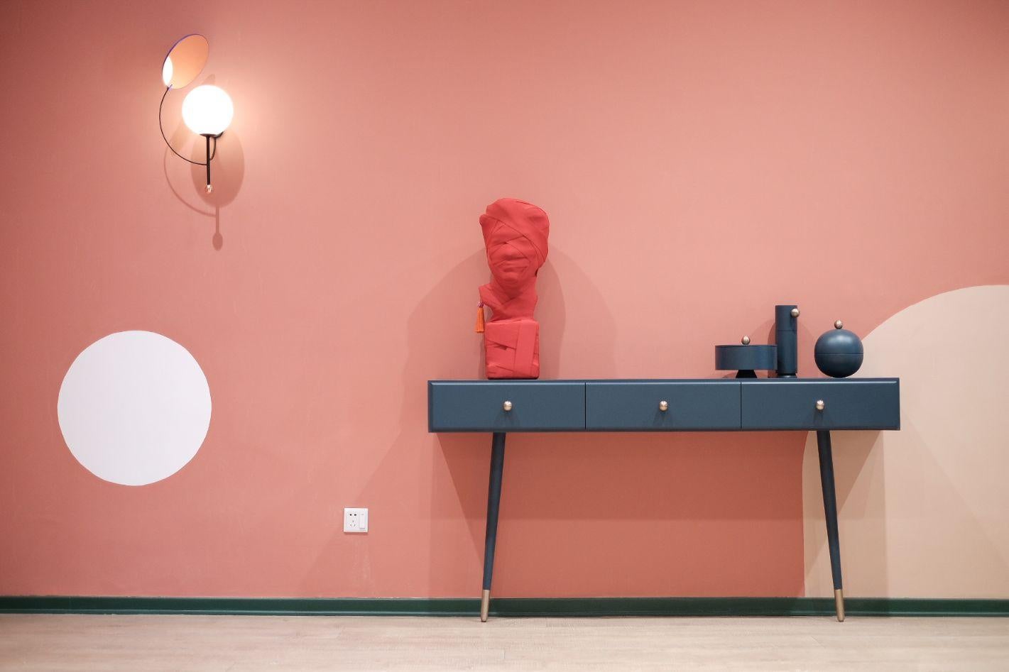 Legno Console colorata di Thomas Dariel in vendita