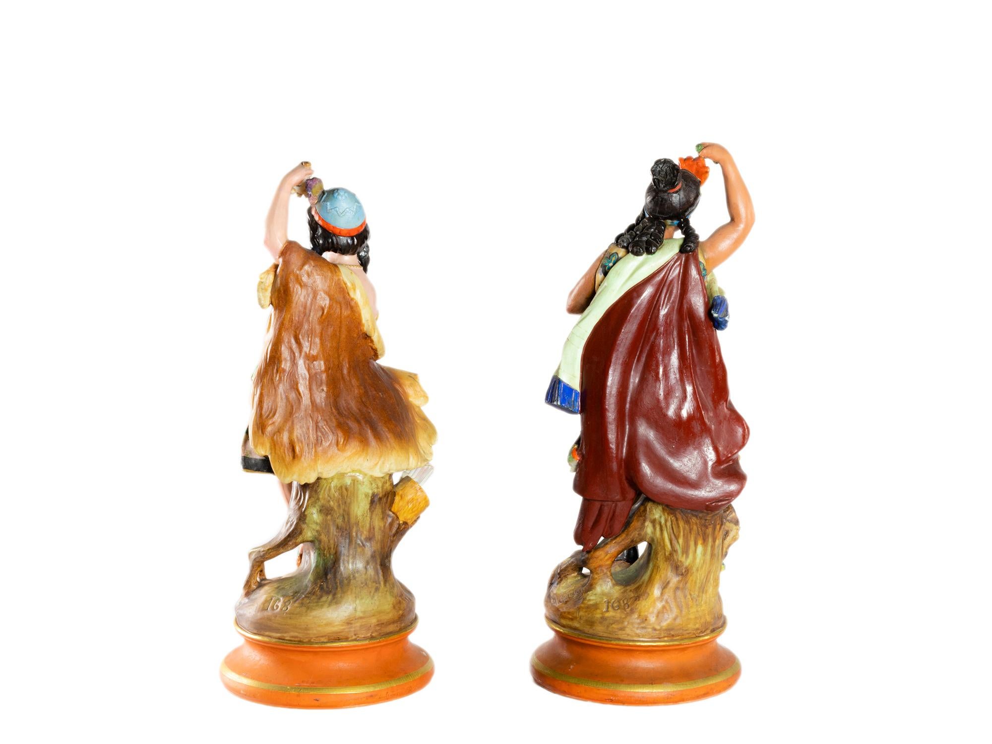 A vibrant 19th-century earthenware Inca couple from Montereau Faïenceries, richly adorned in pre-Columbian ceremonial garb.

This magnificent pair in earthenware— depicting a noble Inca man and woman — is a rare Orientalist interpretation by the