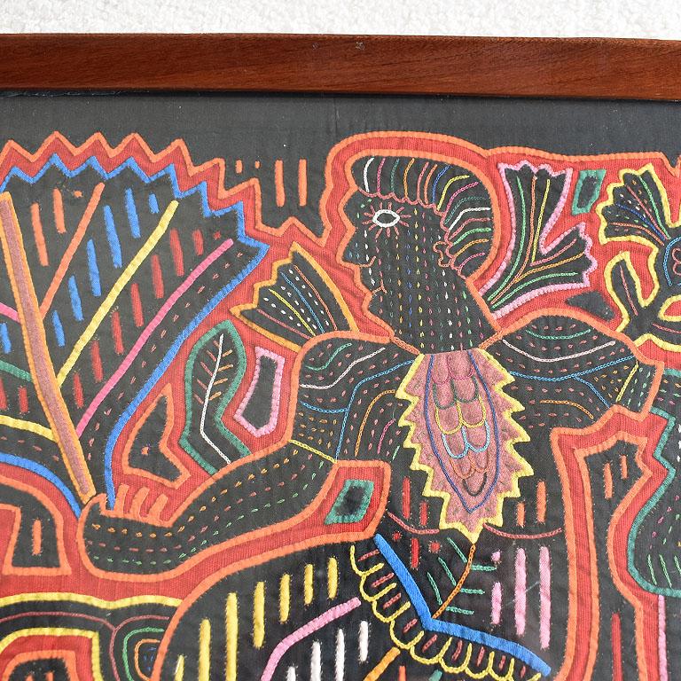 Panamanian Colorful Embroidered and Quilted Textile Wood and Glass Tray with Figural Motif For Sale