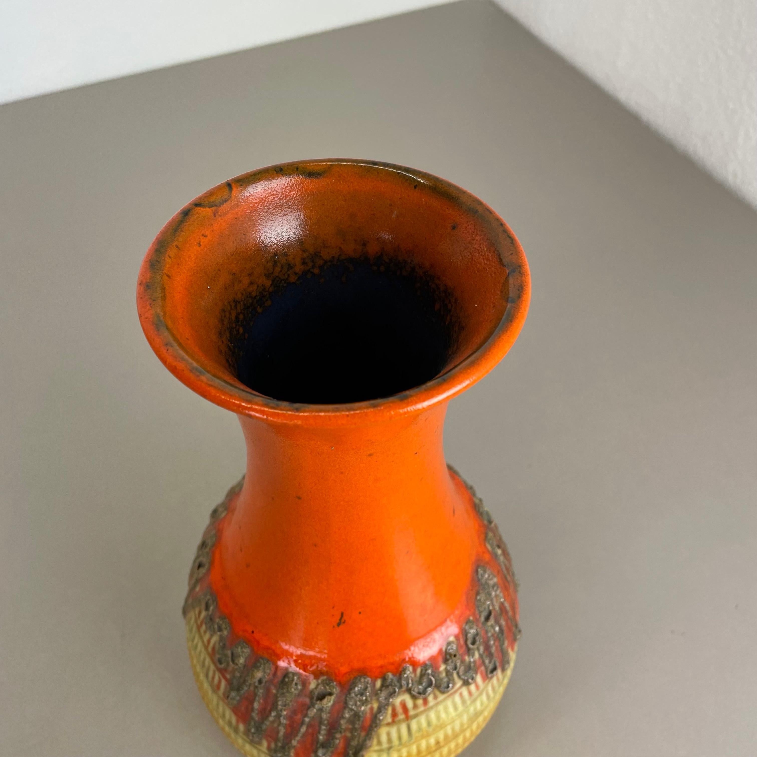 20ième siècle Vase en poterie de lave grasse colorée orange et jaune Jasba Ceramics, Allemagne, 1970 en vente