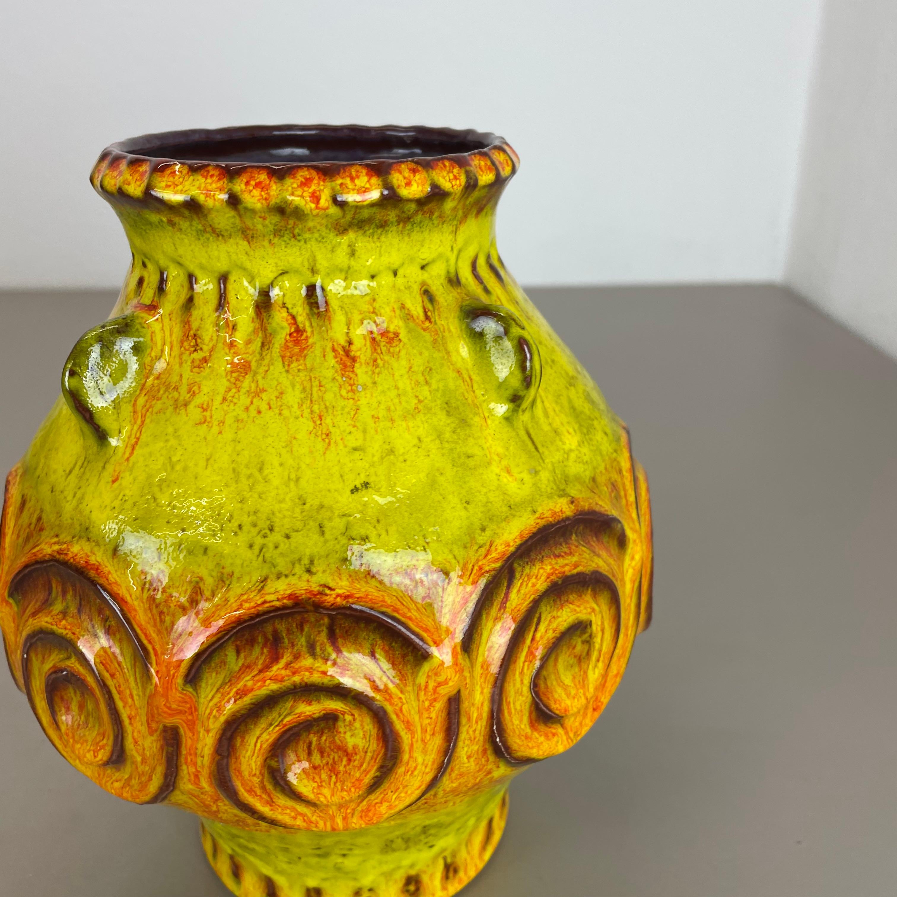 Vase en poterie de lave grasse colorée jaune et orange Jasba Ceramics, Allemagne, 1970 en vente 5