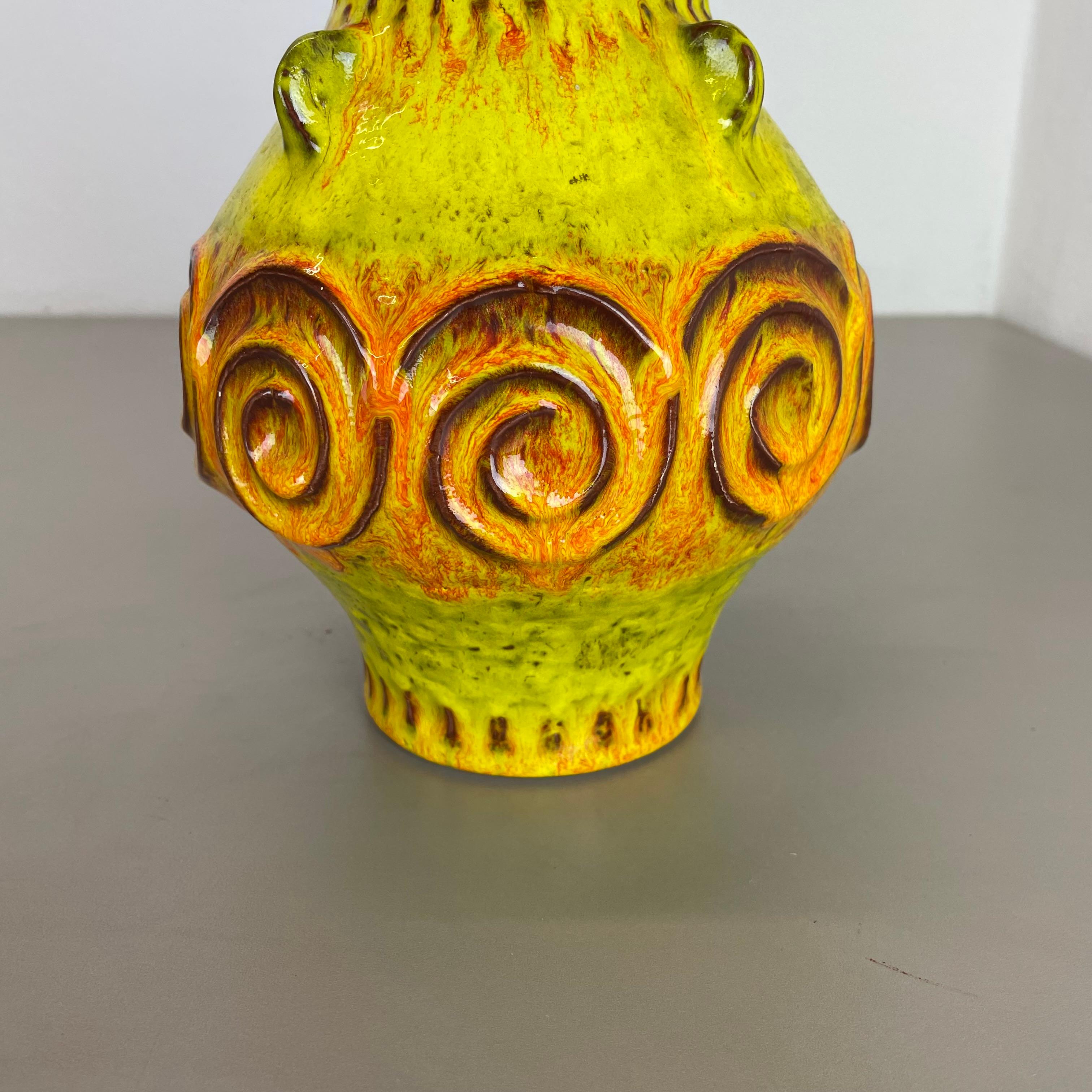 Vase en poterie de lave grasse colorée jaune et orange Jasba Ceramics, Allemagne, 1970 en vente 6