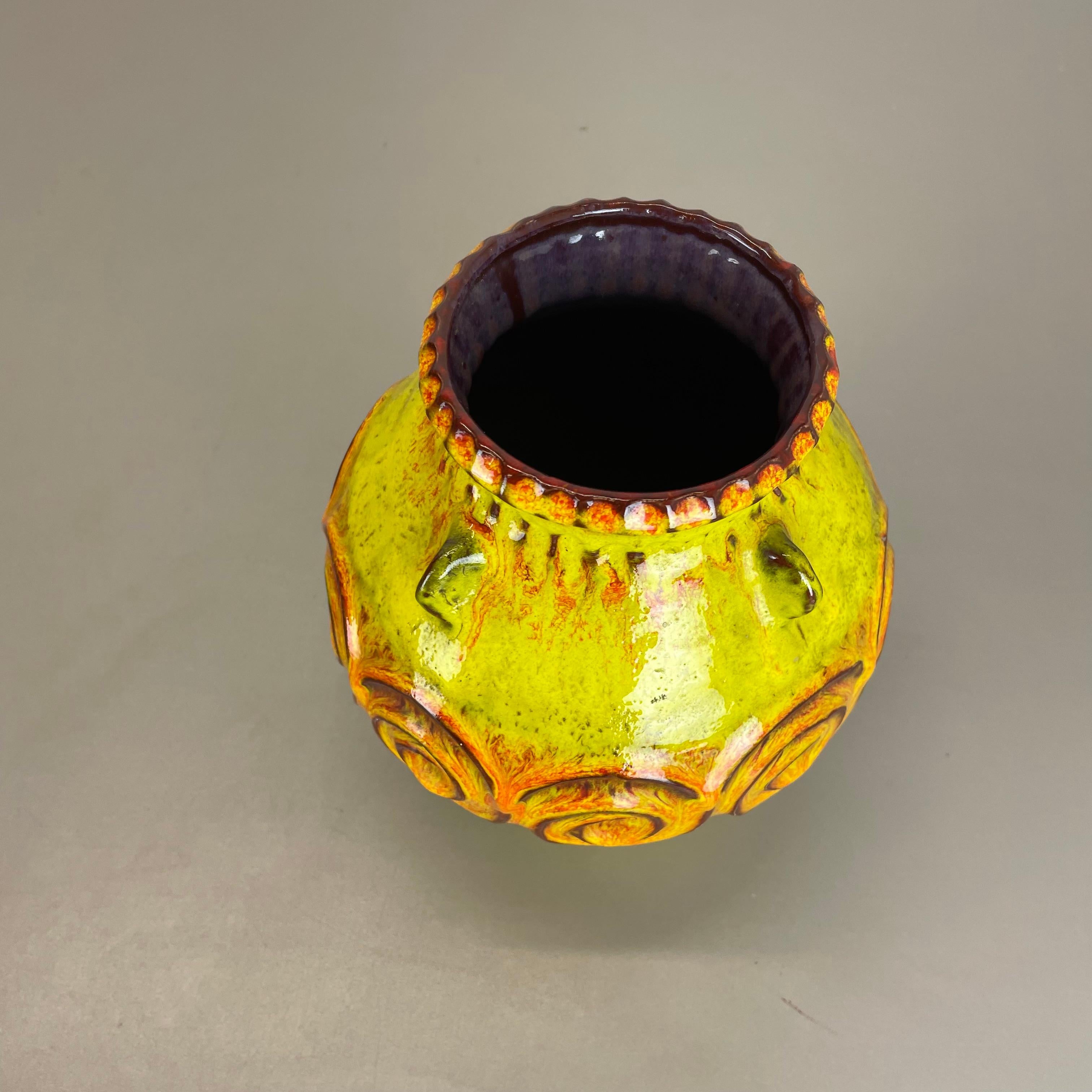 Vase en poterie de lave grasse colorée jaune et orange Jasba Ceramics, Allemagne, 1970 en vente 1