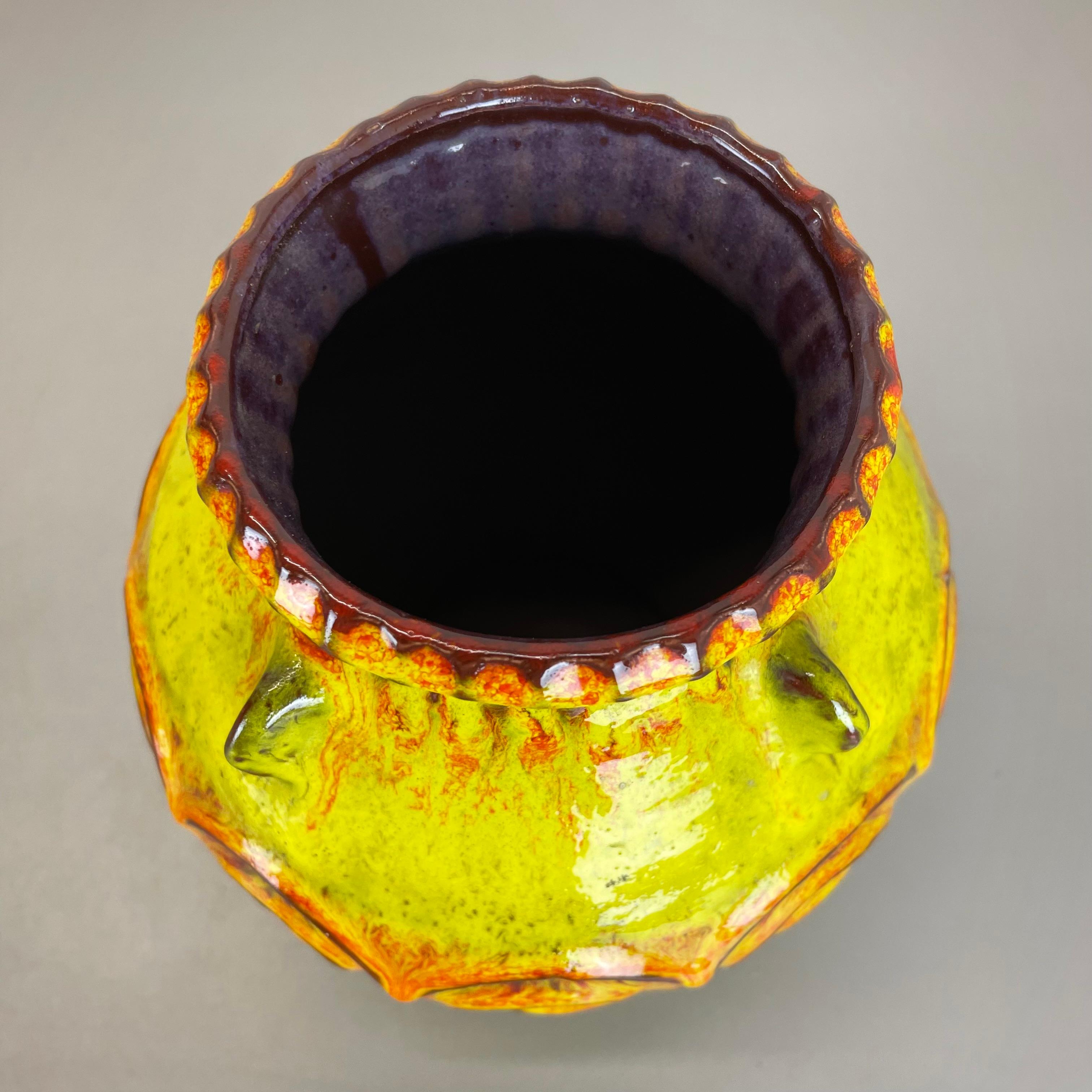 Vase en poterie de lave grasse colorée jaune et orange Jasba Ceramics, Allemagne, 1970 en vente 2
