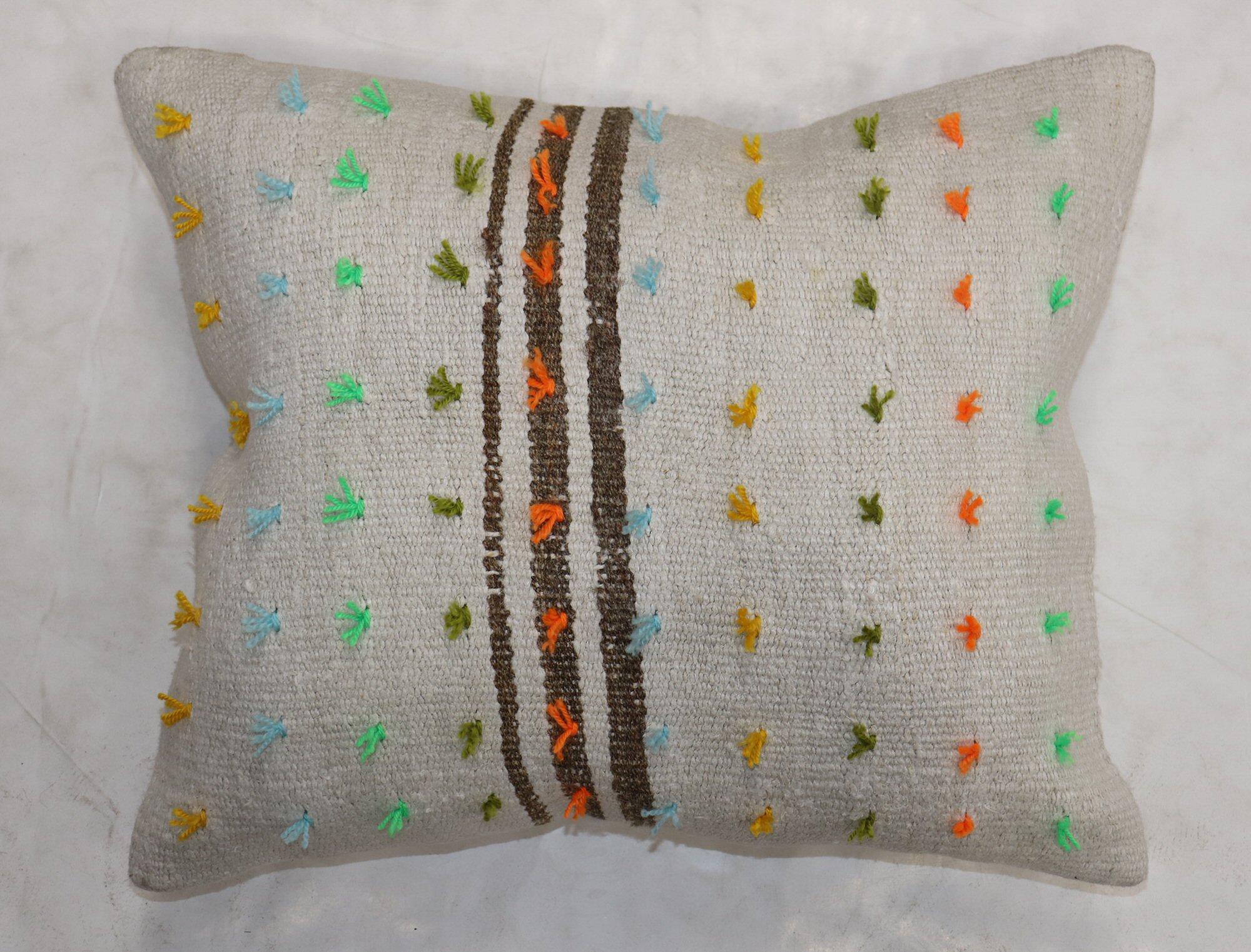 Colorful Flaring Wool Modern Turkish  Kilim Pillow In Good Condition For Sale In New York, NY