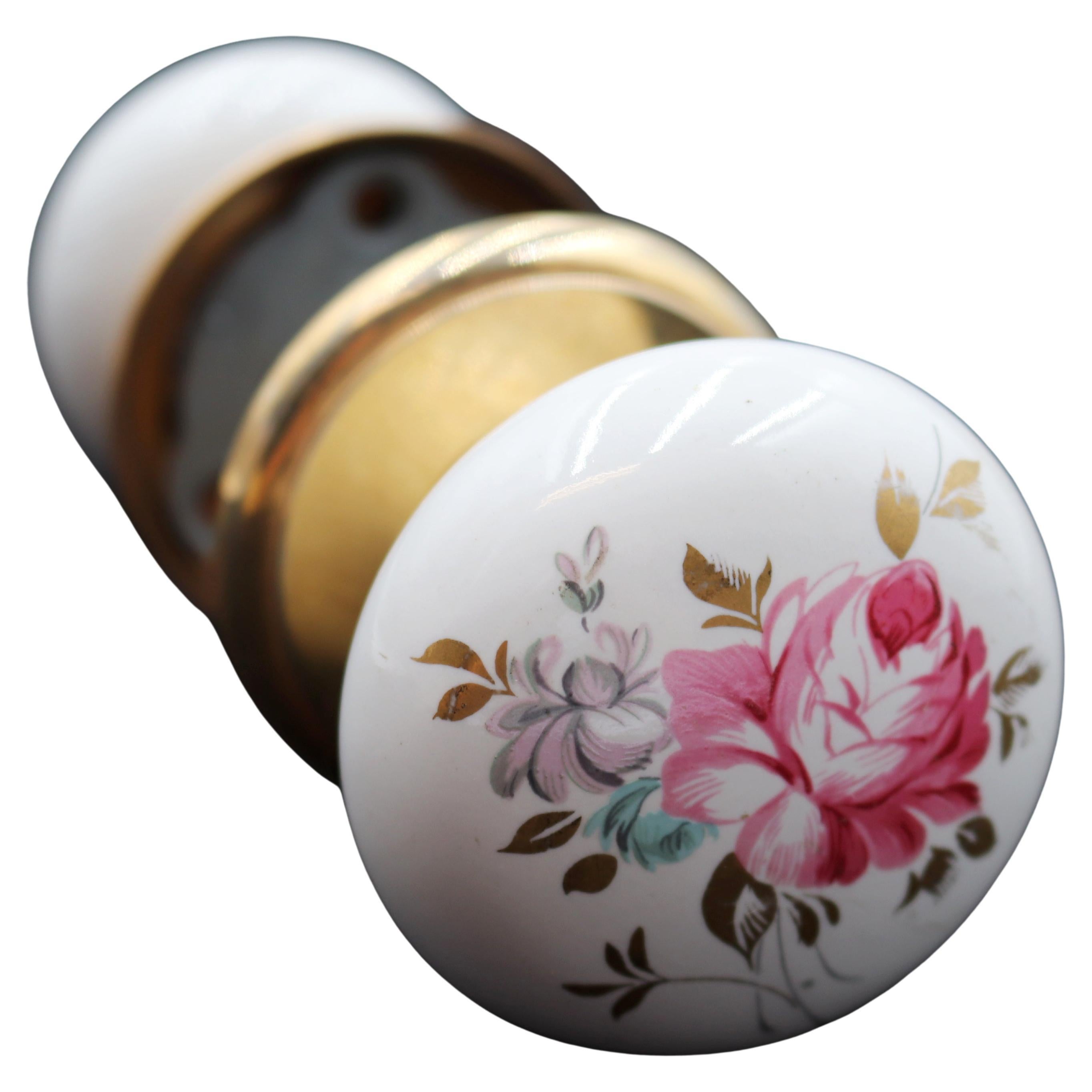 Juego de picaportes de paso de porcelana y latón con flores de colores
